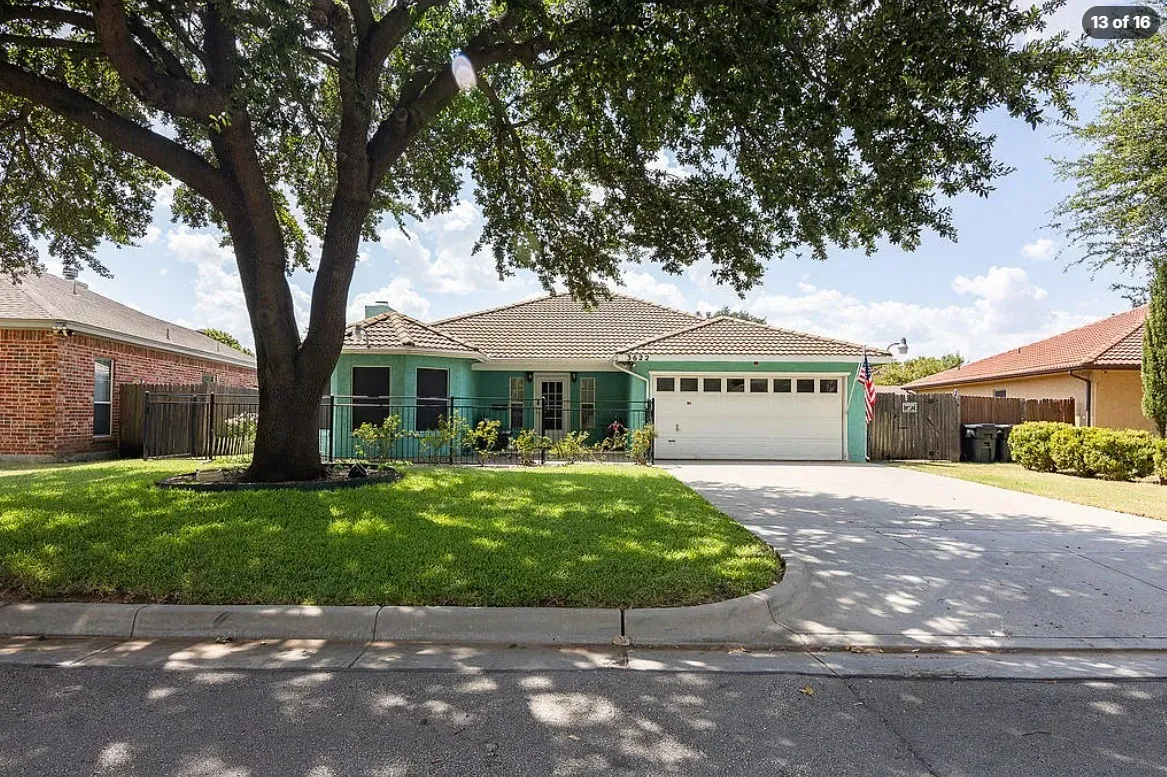 Single Family Residence For Rent in Tarrant County , 3622 Swafford Street, Arlington, Texas 76015, 3 Bedroom, 2 Bathroom, 2 Garage spaces, 1,122 Sqft, built in 1989, mls#21398301, Real Estate Agent in Arlington, Homes For Rent in Tarrant county, Homes For Rent in Arlington, Realtor in Arlington Texas, Real Estate Brokerage Independent Realty Texas, Luminita Cordes Realtor