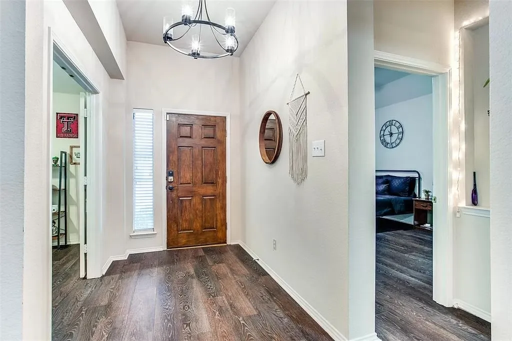 Single Family Residence For Rent in Collin County , 11348 Lockshire Drive, Frisco, Texas 75035, 3 Bedroom, 2 Bathroom, 2 Garage spaces, 1,594 Sqft, built in 1999, mls#21398297, Real Estate Agent in Frisco, Homes For Rent in Collin county, Homes For Rent in Frisco, Realtor in Frisco Texas, Real Estate Brokerage Independent Realty Texas, Luminita Cordes Realtor