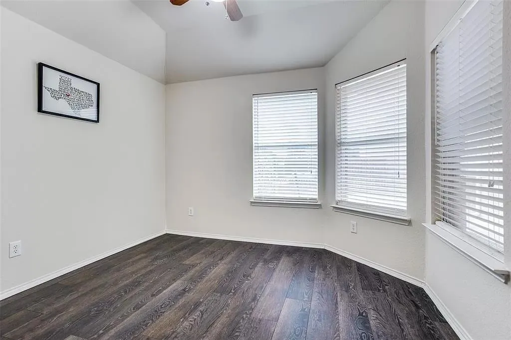 Single Family Residence For Rent in Collin County , 11348 Lockshire Drive, Frisco, Texas 75035, 3 Bedroom, 2 Bathroom, 2 Garage spaces, 1,594 Sqft, built in 1999, mls#21398297, Real Estate Agent in Frisco, Homes For Rent in Collin county, Homes For Rent in Frisco, Realtor in Frisco Texas, Real Estate Brokerage Independent Realty Texas, Luminita Cordes Realtor