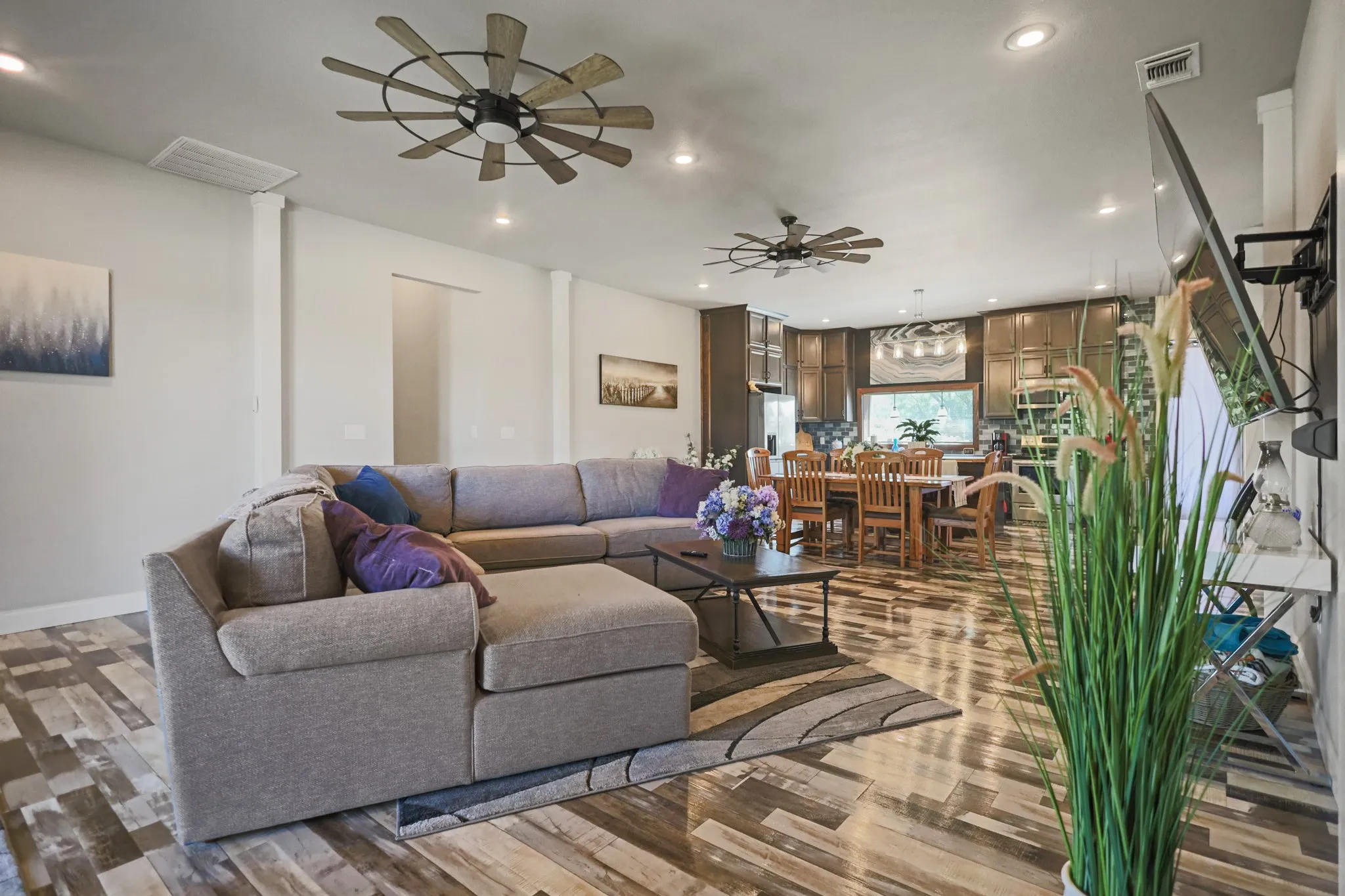 Single Family Residence For Sale in Kent County , 301 Fagan Road, Snyder, Texas 79549, 4 Bedroom, 4 Bathroom, 2 Garage spaces, 2,430 Sqft, built in 2022, mls#21398285, Real Estate Agent in Snyder, Homes For Sale in Kent county, Homes For Sale in Snyder, Realtor in Snyder Texas, Real Estate Brokerage Independent Realty Texas, Luminita Cordes Realtor
