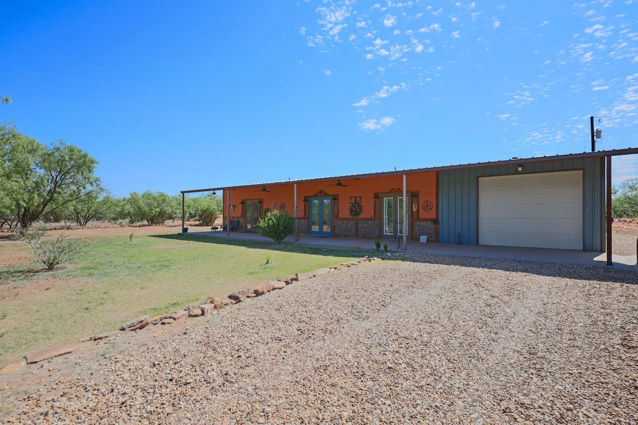 Single Family Residence For Sale in Kent County , 301 Fagan Road, Snyder, Texas 79549, 4 Bedroom, 4 Bathroom, 2 Garage spaces, 2,430 Sqft, built in 2022, mls#21398285, Real Estate Agent in Snyder, Homes For Sale in Kent county, Homes For Sale in Snyder, Realtor in Snyder Texas, Real Estate Brokerage Independent Realty Texas, Luminita Cordes Realtor