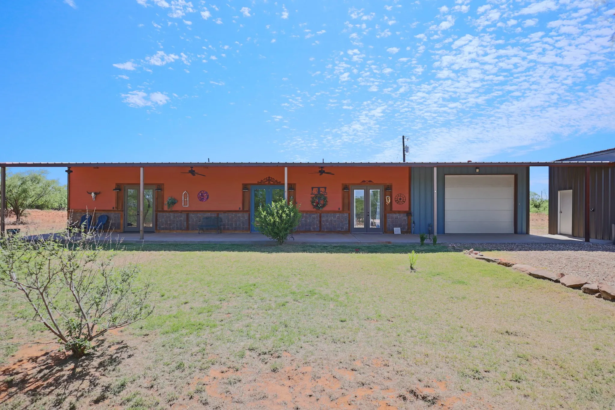 Single Family Residence For Sale in Kent County , 301 Fagan Road, Snyder, Texas 79549, 4 Bedroom, 4 Bathroom, 2 Garage spaces, 2,430 Sqft, built in 2022, mls#21398285, Real Estate Agent in Snyder, Homes For Sale in Kent county, Homes For Sale in Snyder, Realtor in Snyder Texas, Real Estate Brokerage Independent Realty Texas, Luminita Cordes Realtor