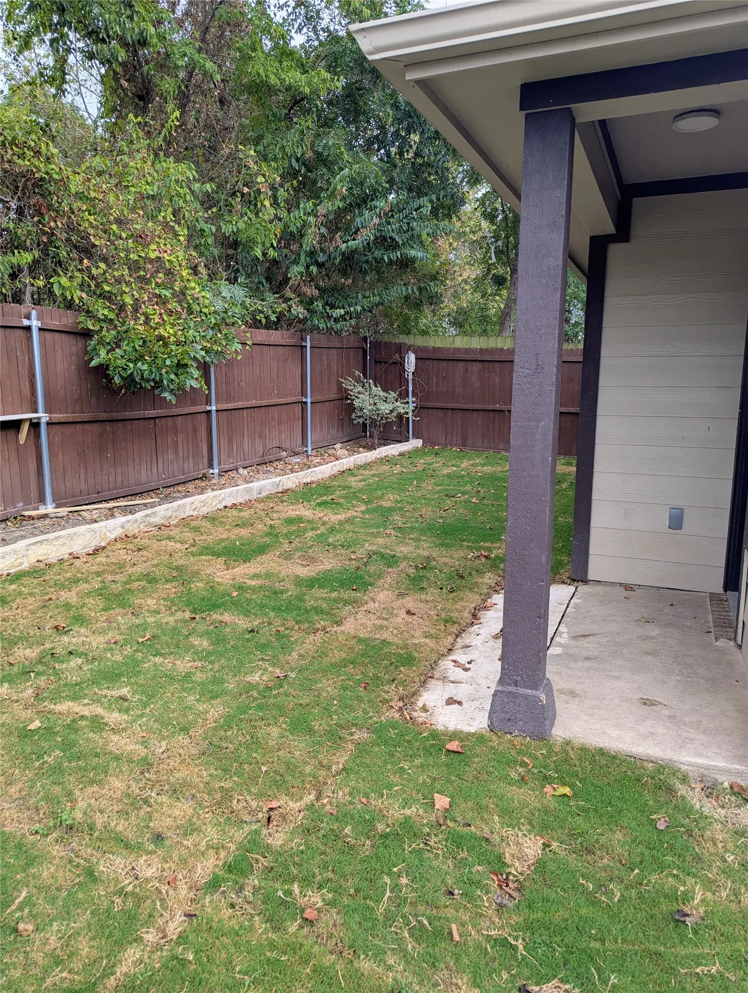 Single Family Residence For Sale in Hunt County , 3201 Bois D Arc Street, Greenville, Texas 75401, 3 Bedroom, 2 Bathroom, Garage spaces, 1,229 Sqft, built in 2018, mls#21398298, Real Estate Agent in Greenville, Homes For Sale in Hunt county, Homes For Sale in Greenville, Realtor in Greenville Texas, Real Estate Brokerage Independent Realty Texas, Luminita Cordes Realtor