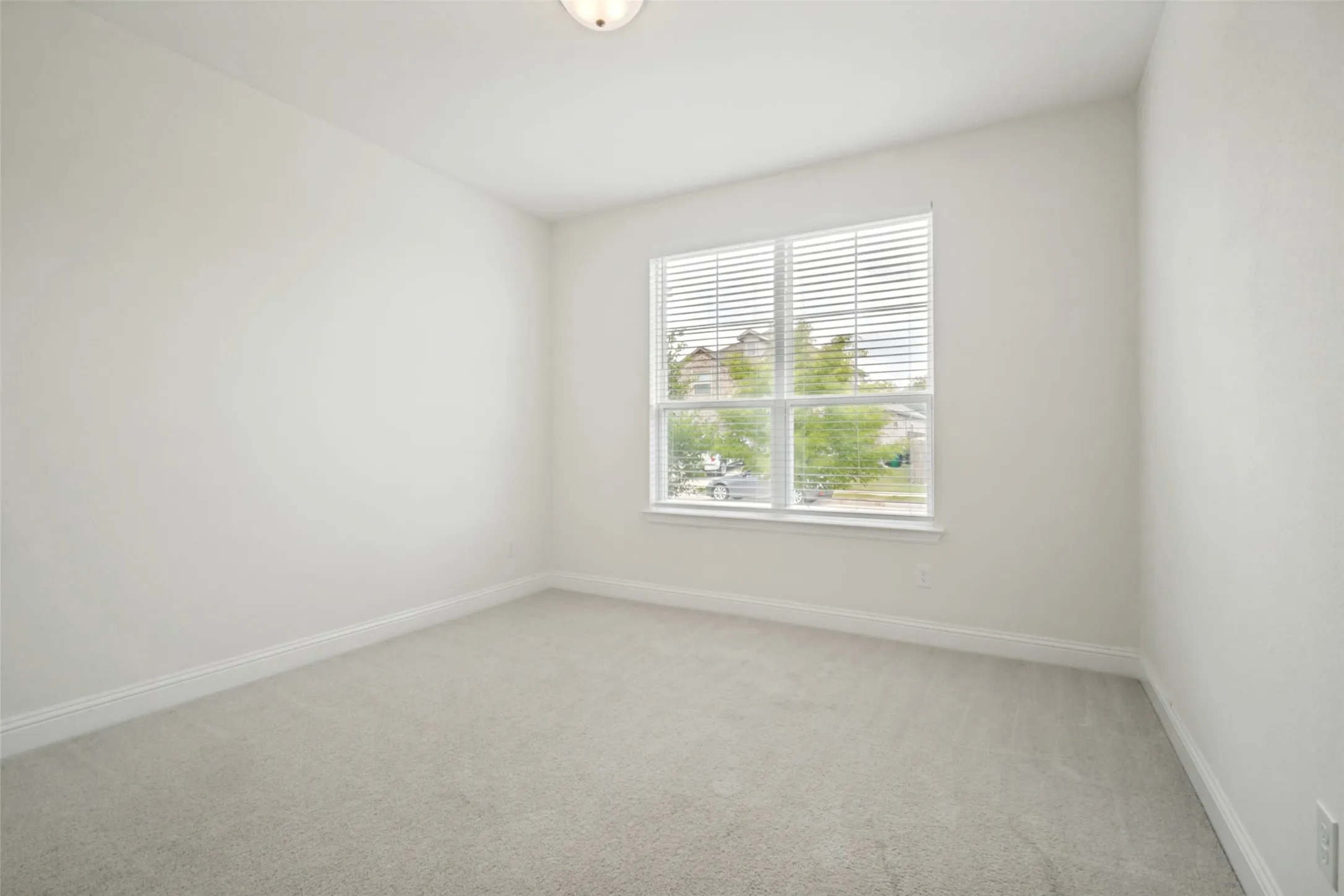 Single Family Residence For Rent in Denton County , 2405 Donella Drive, Denton, Texas 76207, 3 Bedroom, 2 Bathroom, 2 Garage spaces, 2,216 Sqft, built in 2022, mls#21398281, Real Estate Agent in Denton, Homes For Rent in Denton county, Homes For Rent in Denton, Realtor in Denton Texas, Real Estate Brokerage Independent Realty Texas, Luminita Cordes Realtor