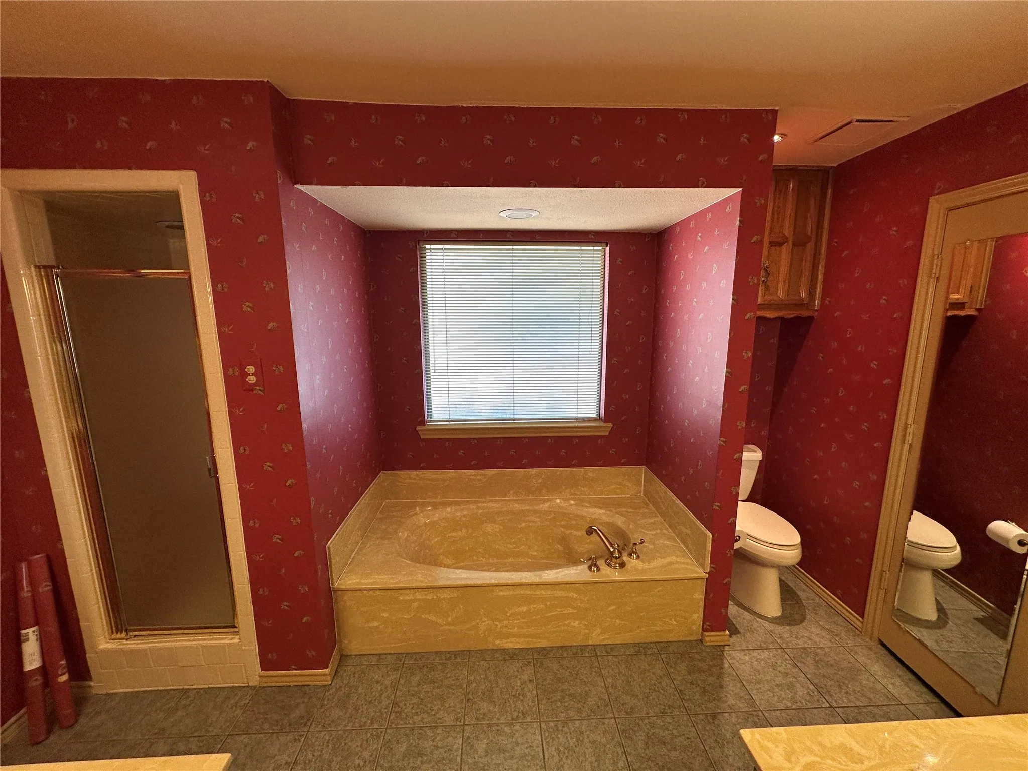 Single Family Residence For Sale in Dallas County , 1420 Oxford Place, Mesquite, Texas 75149, 3 Bedroom, 2 Bathroom, 2 Garage spaces, 1,891 Sqft, built in 1981, mls#21397456, Real Estate Agent in Mesquite, Homes For Sale in Dallas county, Homes For Sale in Mesquite, Realtor in Mesquite Texas, Real Estate Brokerage Independent Realty Texas, Luminita Cordes Realtor