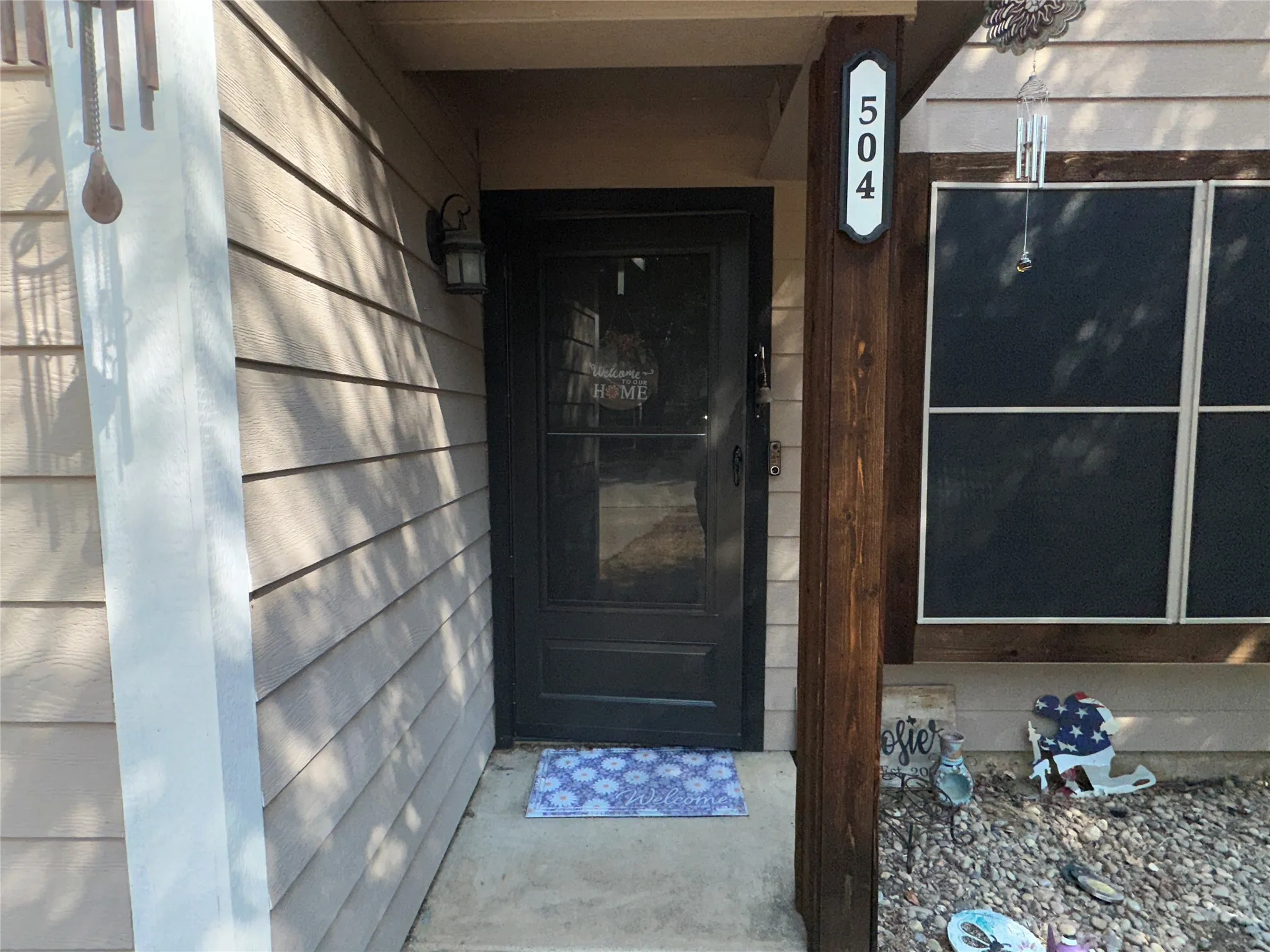 Single Family Residence For Sale in Dallas County , 504 Rustic Court, Irving, Texas 75060, 3 Bedroom, 2 Bathroom, Garage spaces, 1,173 Sqft, built in 1986, mls#21396840, Real Estate Agent in Irving, Homes For Sale in Dallas county, Homes For Sale in Irving, Realtor in Irving Texas, Real Estate Brokerage Independent Realty Texas, Luminita Cordes Realtor