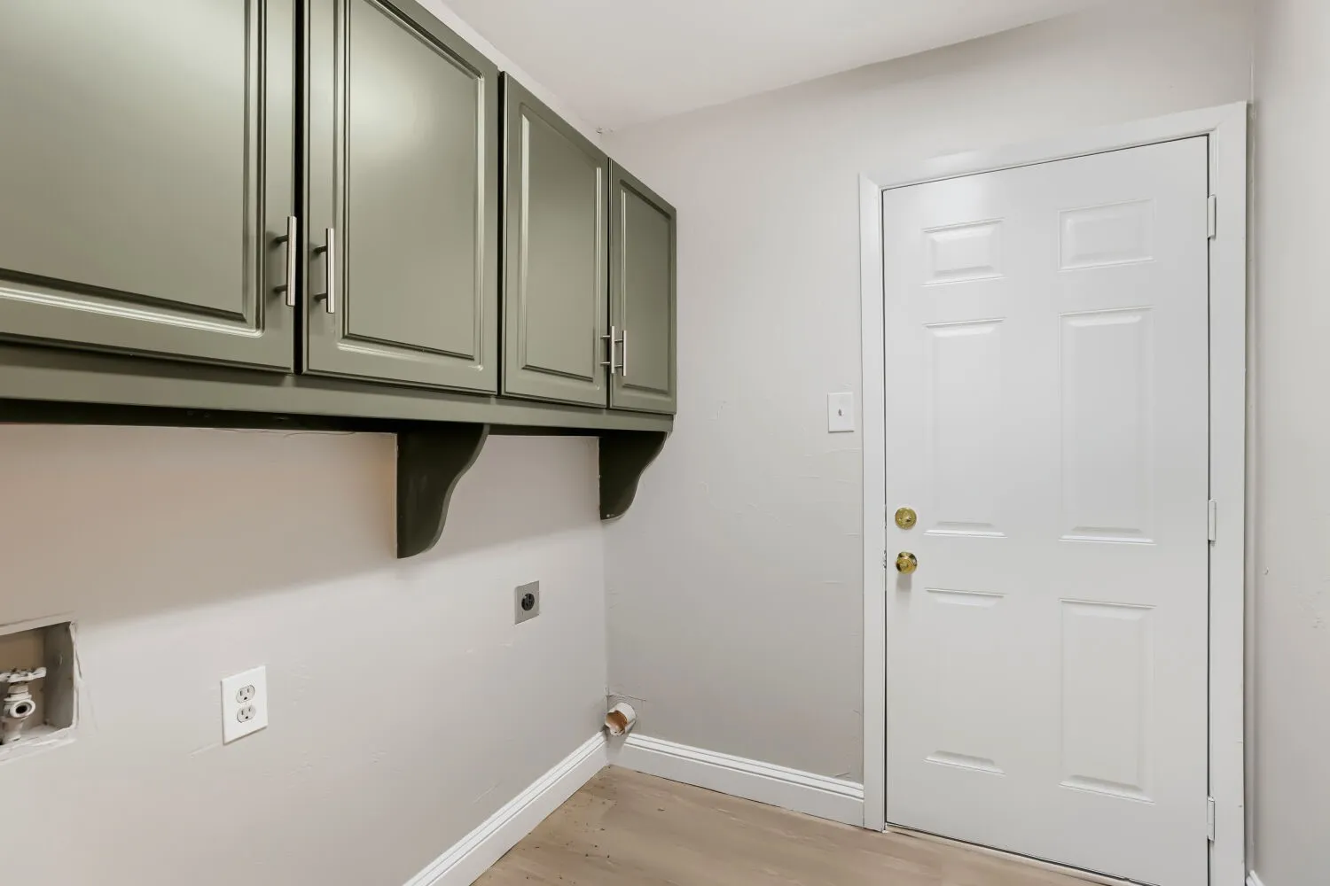 Single Family Residence For Sale in Tarrant County , 6917 Post Oak Drive, North Richland Hills, Texas 76182, 3 Bedroom, 2 Bathroom, 2 Garage spaces, 1,530 Sqft, built in 1978, mls#21398107, Real Estate Agent in North Richland Hills, Homes For Sale in Tarrant county, Homes For Sale in North Richland Hills, Realtor in North Richland Hills Texas, Real Estate Brokerage Independent Realty Texas, Luminita Cordes Realtor