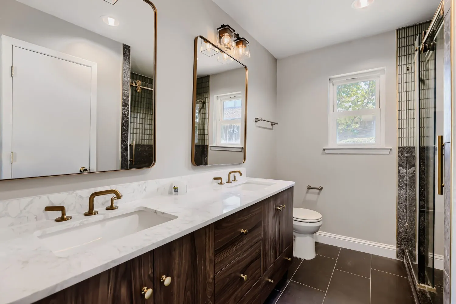 Single Family Residence For Sale in Tarrant County , 6917 Post Oak Drive, North Richland Hills, Texas 76182, 3 Bedroom, 2 Bathroom, 2 Garage spaces, 1,530 Sqft, built in 1978, mls#21398107, Real Estate Agent in North Richland Hills, Homes For Sale in Tarrant county, Homes For Sale in North Richland Hills, Realtor in North Richland Hills Texas, Real Estate Brokerage Independent Realty Texas, Luminita Cordes Realtor