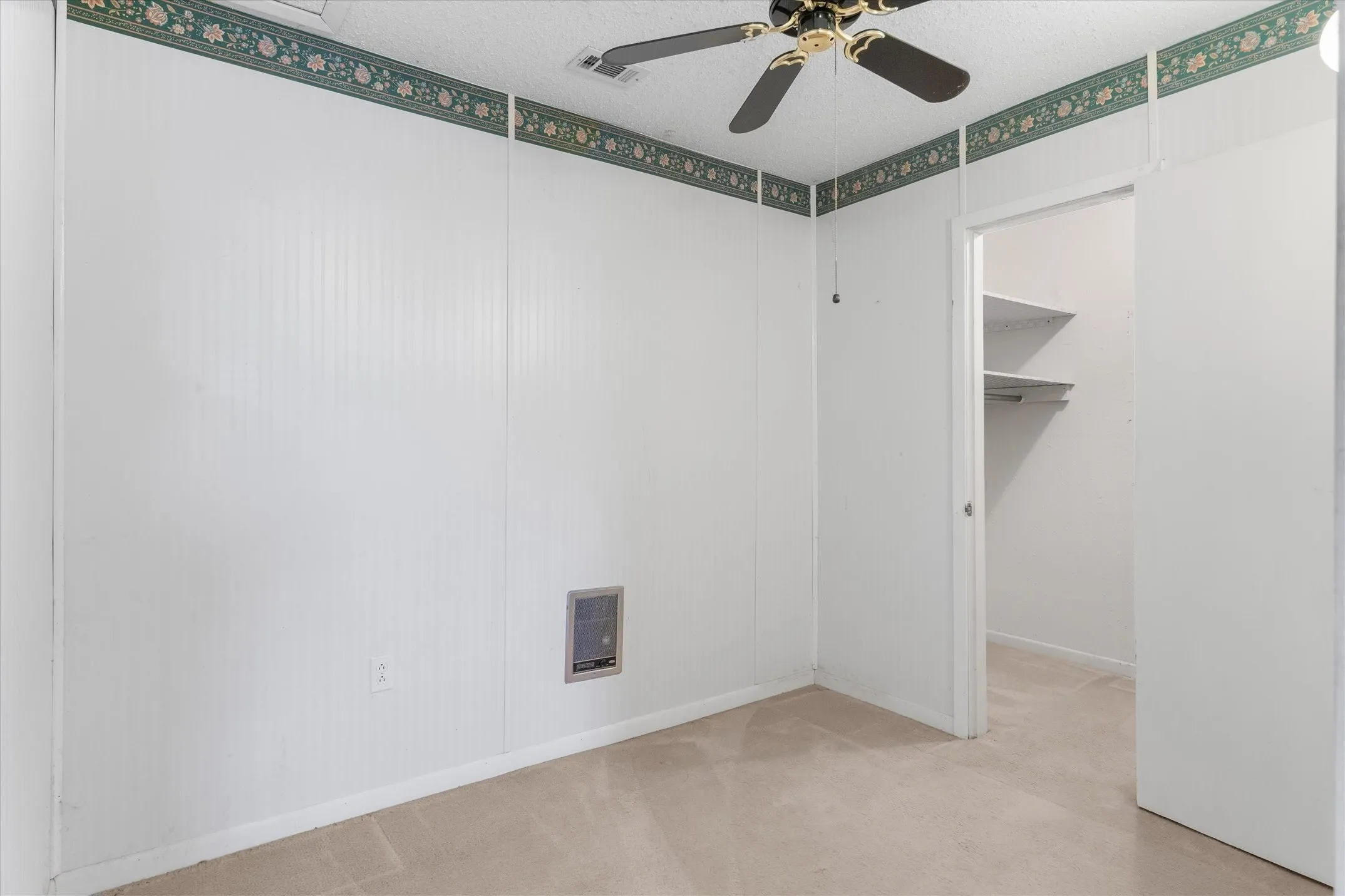 Single Family Residence For Sale in Henderson County , 103 Harbor Haven Street, Gun Barrel City, Texas 75156, 3 Bedroom, 3 Bathroom, 2 Garage spaces, 2,090 Sqft, built in 0, mls#21392241, Real Estate Agent in Gun Barrel City, Homes For Sale in Henderson county, Homes For Sale in Gun Barrel City, Realtor in Gun Barrel City Texas, Real Estate Brokerage Independent Realty Texas, Luminita Cordes Realtor