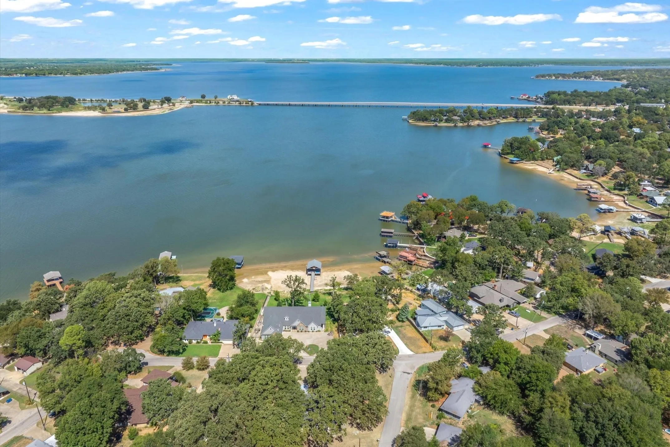 Single Family Residence For Sale in Henderson County , 103 Harbor Haven Street, Gun Barrel City, Texas 75156, 3 Bedroom, 3 Bathroom, 2 Garage spaces, 2,090 Sqft, built in 0, mls#21392241, Real Estate Agent in Gun Barrel City, Homes For Sale in Henderson county, Homes For Sale in Gun Barrel City, Realtor in Gun Barrel City Texas, Real Estate Brokerage Independent Realty Texas, Luminita Cordes Realtor