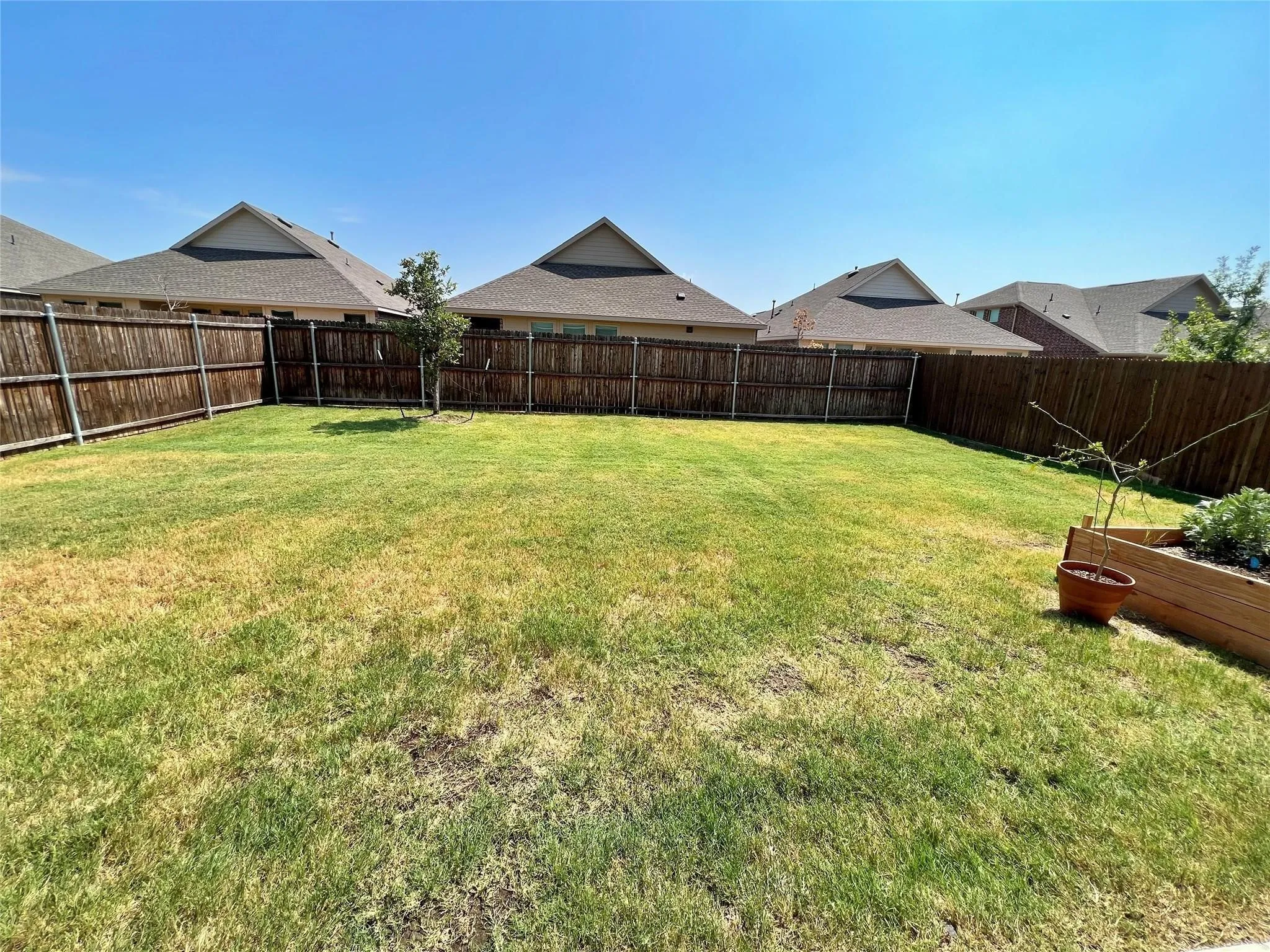 Single Family Residence For Rent in Rockwall County , 432 Holt Lane, Fate, Texas 75087, 3 Bedroom, 2 Bathroom, 2 Garage spaces, 1,602 Sqft, built in 2020, mls#21398192, Real Estate Agent in Fate, Homes For Rent in Rockwall county, Homes For Rent in Fate, Realtor in Fate Texas, Real Estate Brokerage Independent Realty Texas, Luminita Cordes Realtor