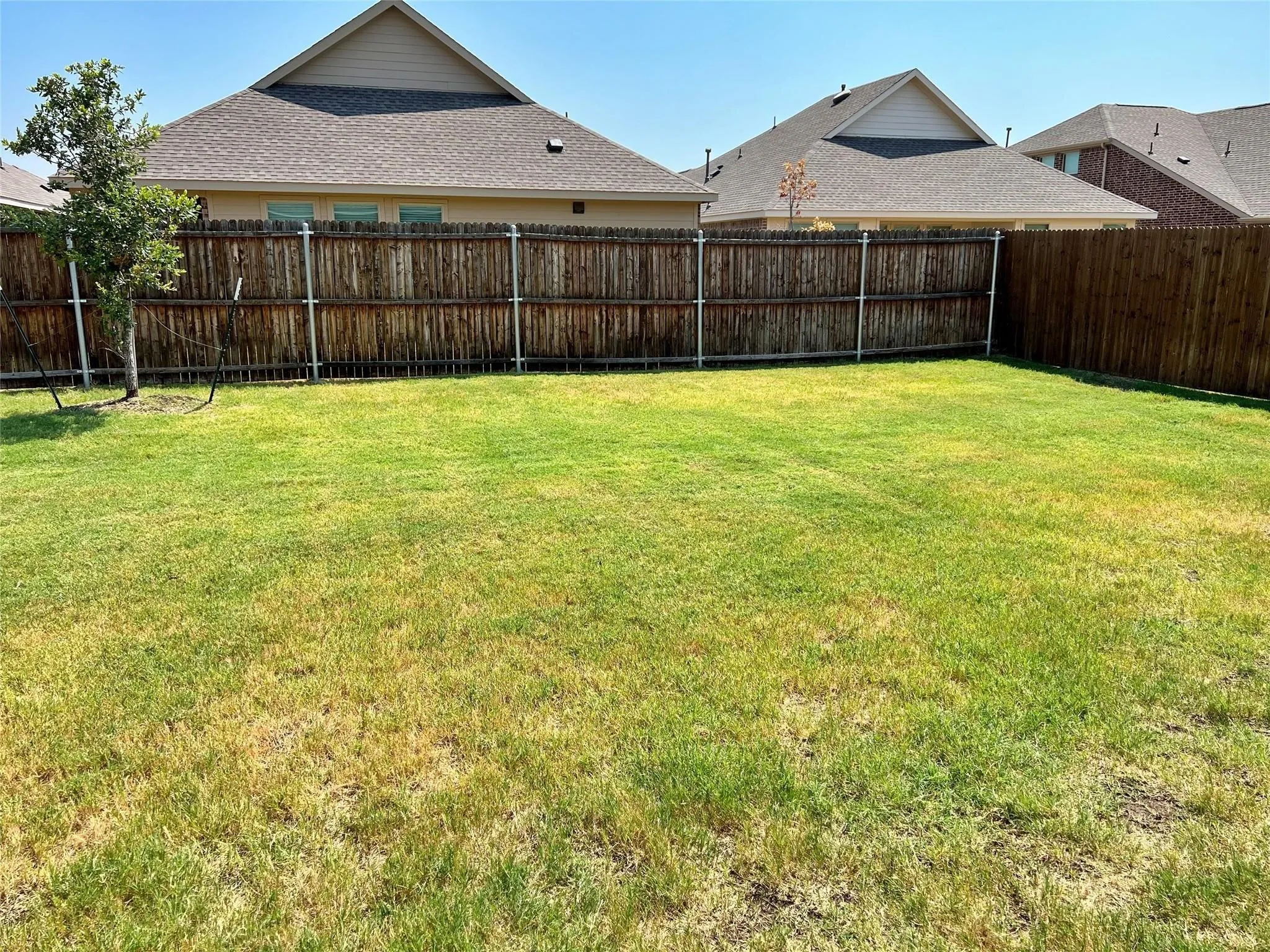 Single Family Residence For Rent in Rockwall County , 432 Holt Lane, Fate, Texas 75087, 3 Bedroom, 2 Bathroom, 2 Garage spaces, 1,602 Sqft, built in 2020, mls#21398192, Real Estate Agent in Fate, Homes For Rent in Rockwall county, Homes For Rent in Fate, Realtor in Fate Texas, Real Estate Brokerage Independent Realty Texas, Luminita Cordes Realtor