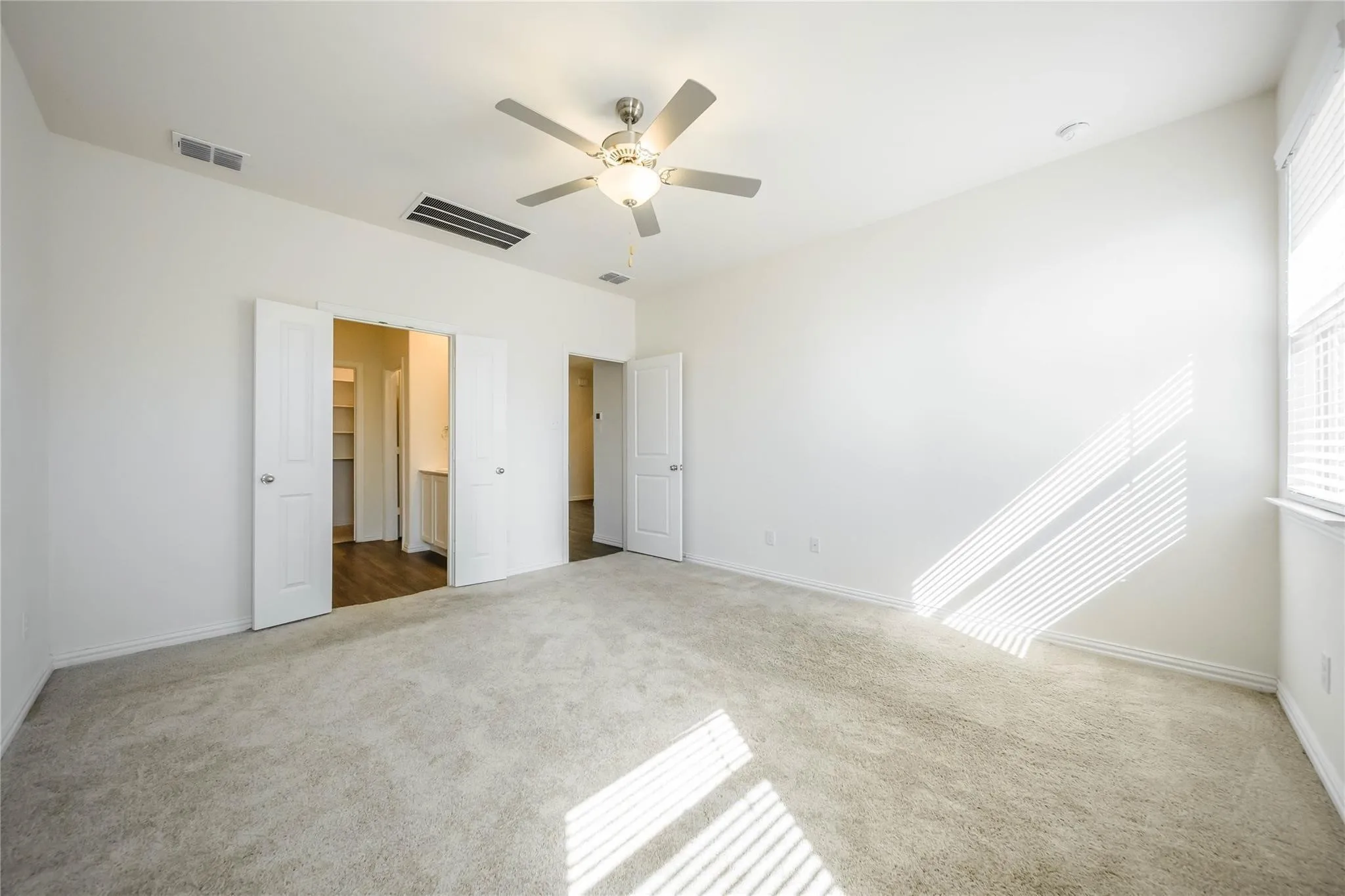 Single Family Residence For Rent in Rockwall County , 432 Holt Lane, Fate, Texas 75087, 3 Bedroom, 2 Bathroom, 2 Garage spaces, 1,602 Sqft, built in 2020, mls#21398192, Real Estate Agent in Fate, Homes For Rent in Rockwall county, Homes For Rent in Fate, Realtor in Fate Texas, Real Estate Brokerage Independent Realty Texas, Luminita Cordes Realtor