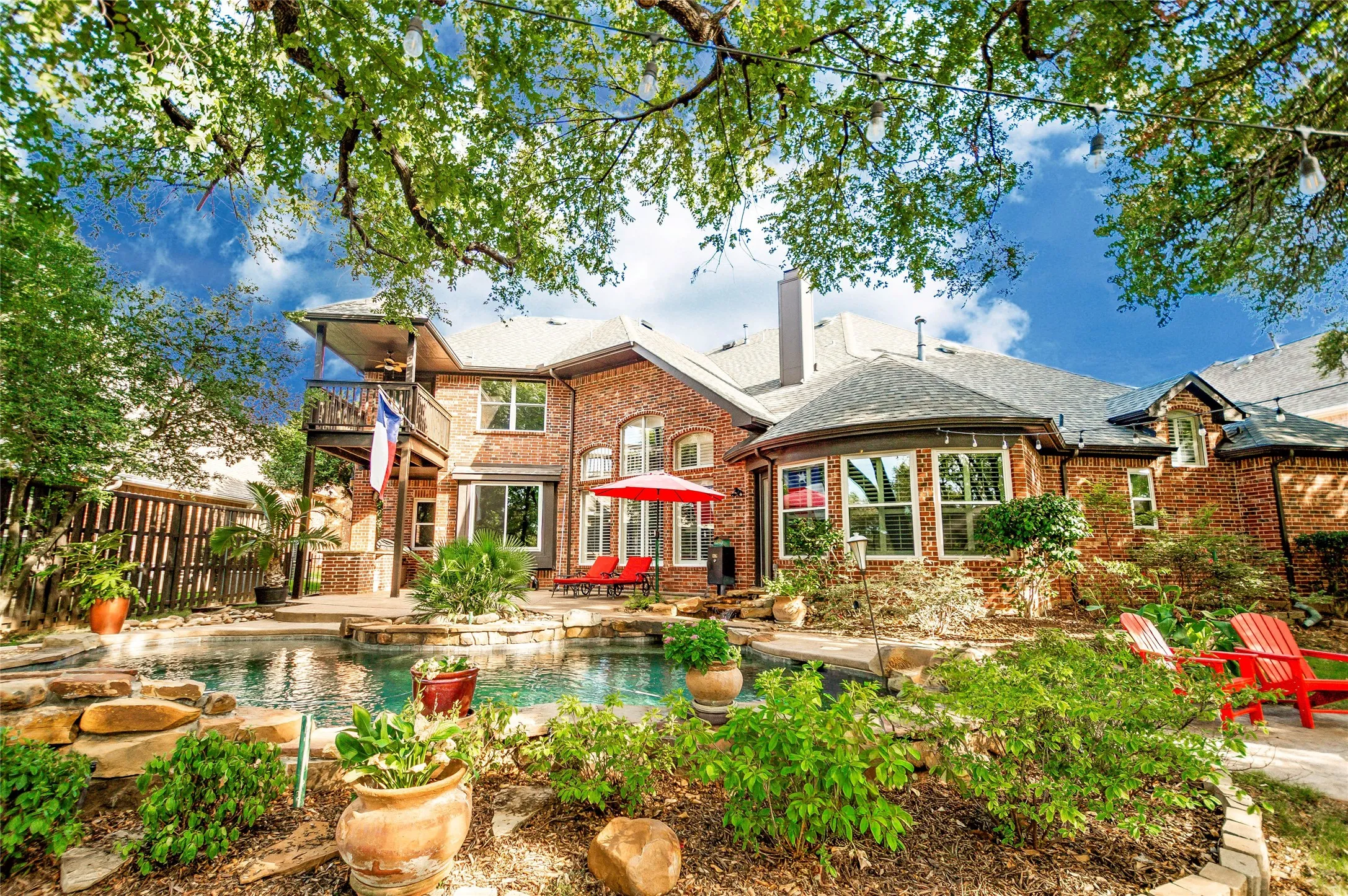 Single Family Residence For Sale in Denton County , 4319 Crown Knoll Circle, Flower Mound, Texas 75028, 4 Bedroom, 4 Bathroom, 3 Garage spaces, 3,917 Sqft, built in 1997, mls#21398331, Real Estate Agent in Flower Mound, Homes For Sale in Denton county, Homes For Sale in Flower Mound, Realtor in Flower Mound Texas, Real Estate Brokerage Independent Realty Texas, Luminita Cordes Realtor