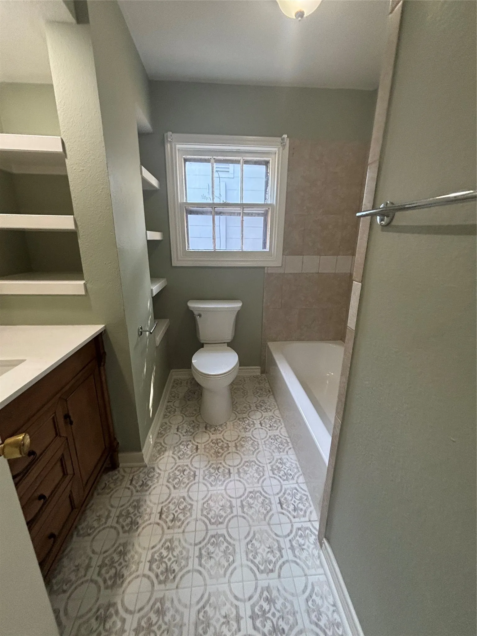 Single Family Residence For Rent in Denton County , 1017 Denton Street, Denton, Texas 76201, 3 Bedroom, 1 Bathroom, Garage spaces, 1,168 Sqft, built in 1970, mls#21376791, Real Estate Agent in Denton, Homes For Rent in Denton county, Homes For Rent in Denton, Realtor in Denton Texas, Real Estate Brokerage Independent Realty Texas, Luminita Cordes Realtor