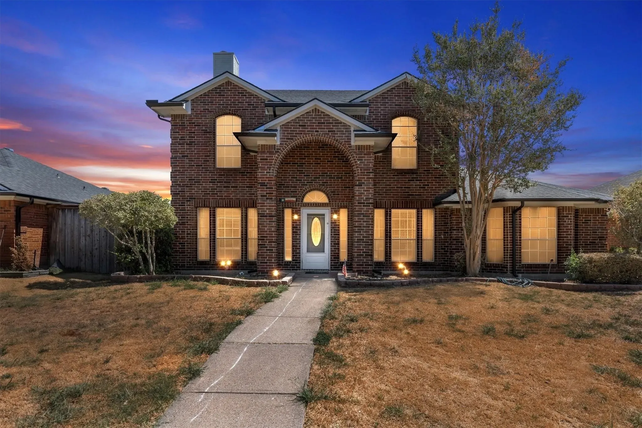 Single Family Residence For Rent in Dallas County , 2324 Boardwalk Drive, Mesquite, Texas 75181, 5 Bedroom, 3 Bathroom, 2 Garage spaces, 2,884 Sqft, built in 1991, mls#21398340, Real Estate Agent in Mesquite, Homes For Rent in Dallas county, Homes For Rent in Mesquite, Realtor in Mesquite Texas, Real Estate Brokerage Independent Realty Texas, Luminita Cordes Realtor