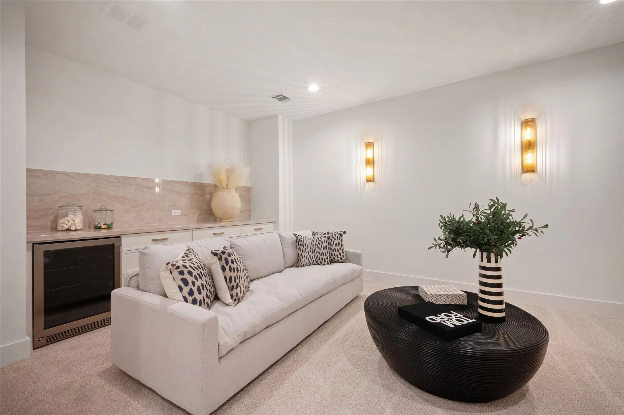 Single Family Residence For Sale in Dallas County , 6222 Monticello Avenue, Dallas, Texas 75214, 5 Bedroom, 4 Bathroom, 2 Garage spaces, 4,337 Sqft, built in 2026, mls#21397360, Real Estate Agent in Dallas, Homes For Sale in Dallas county, Homes For Sale in Dallas, Realtor in Dallas Texas, Real Estate Brokerage Independent Realty Texas, Luminita Cordes Realtor