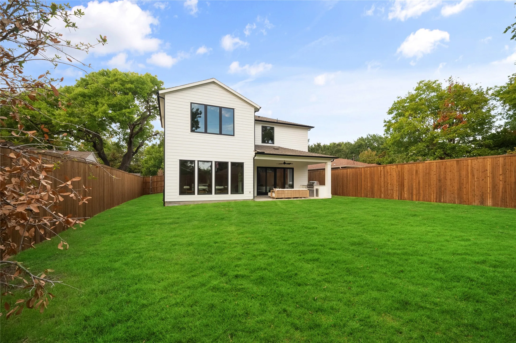Single Family Residence For Sale in Dallas County , 6222 Monticello Avenue, Dallas, Texas 75214, 5 Bedroom, 4 Bathroom, 2 Garage spaces, 4,337 Sqft, built in 2026, mls#21397360, Real Estate Agent in Dallas, Homes For Sale in Dallas county, Homes For Sale in Dallas, Realtor in Dallas Texas, Real Estate Brokerage Independent Realty Texas, Luminita Cordes Realtor