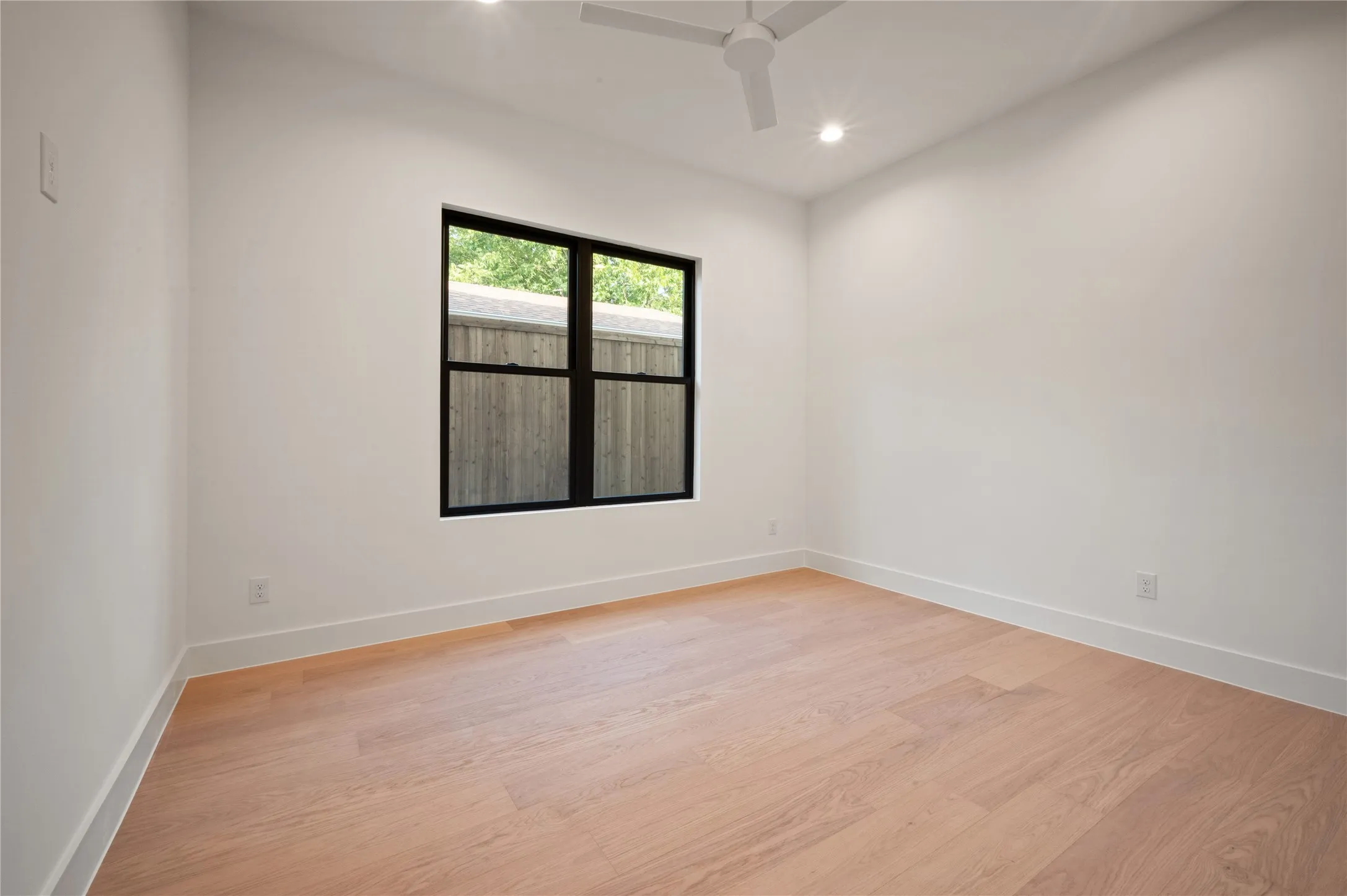 Single Family Residence For Sale in Dallas County , 6222 Monticello Avenue, Dallas, Texas 75214, 5 Bedroom, 4 Bathroom, 2 Garage spaces, 4,337 Sqft, built in 2026, mls#21397360, Real Estate Agent in Dallas, Homes For Sale in Dallas county, Homes For Sale in Dallas, Realtor in Dallas Texas, Real Estate Brokerage Independent Realty Texas, Luminita Cordes Realtor