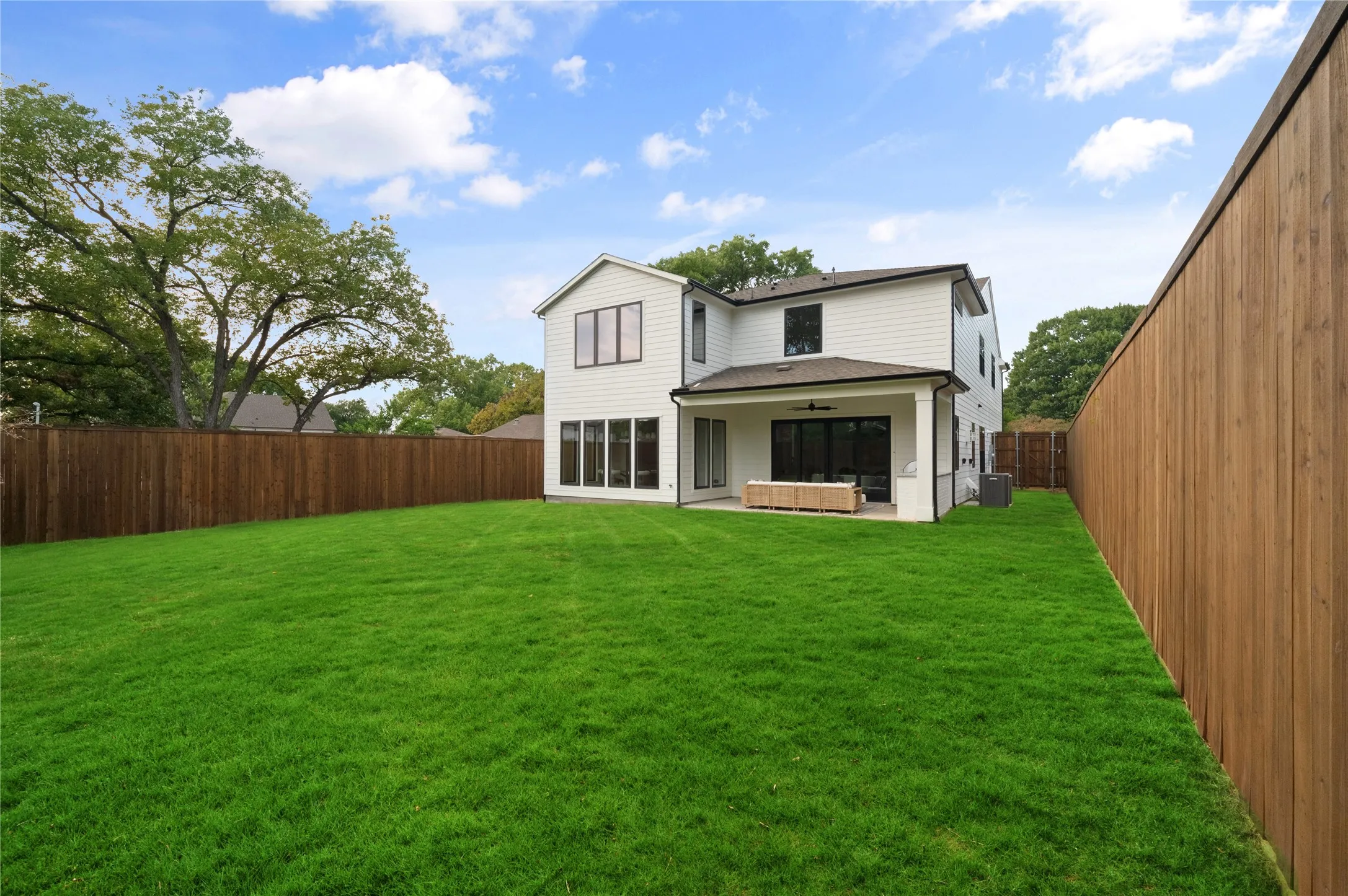 Single Family Residence For Sale in Dallas County , 6222 Monticello Avenue, Dallas, Texas 75214, 5 Bedroom, 4 Bathroom, 2 Garage spaces, 4,337 Sqft, built in 2026, mls#21397360, Real Estate Agent in Dallas, Homes For Sale in Dallas county, Homes For Sale in Dallas, Realtor in Dallas Texas, Real Estate Brokerage Independent Realty Texas, Luminita Cordes Realtor