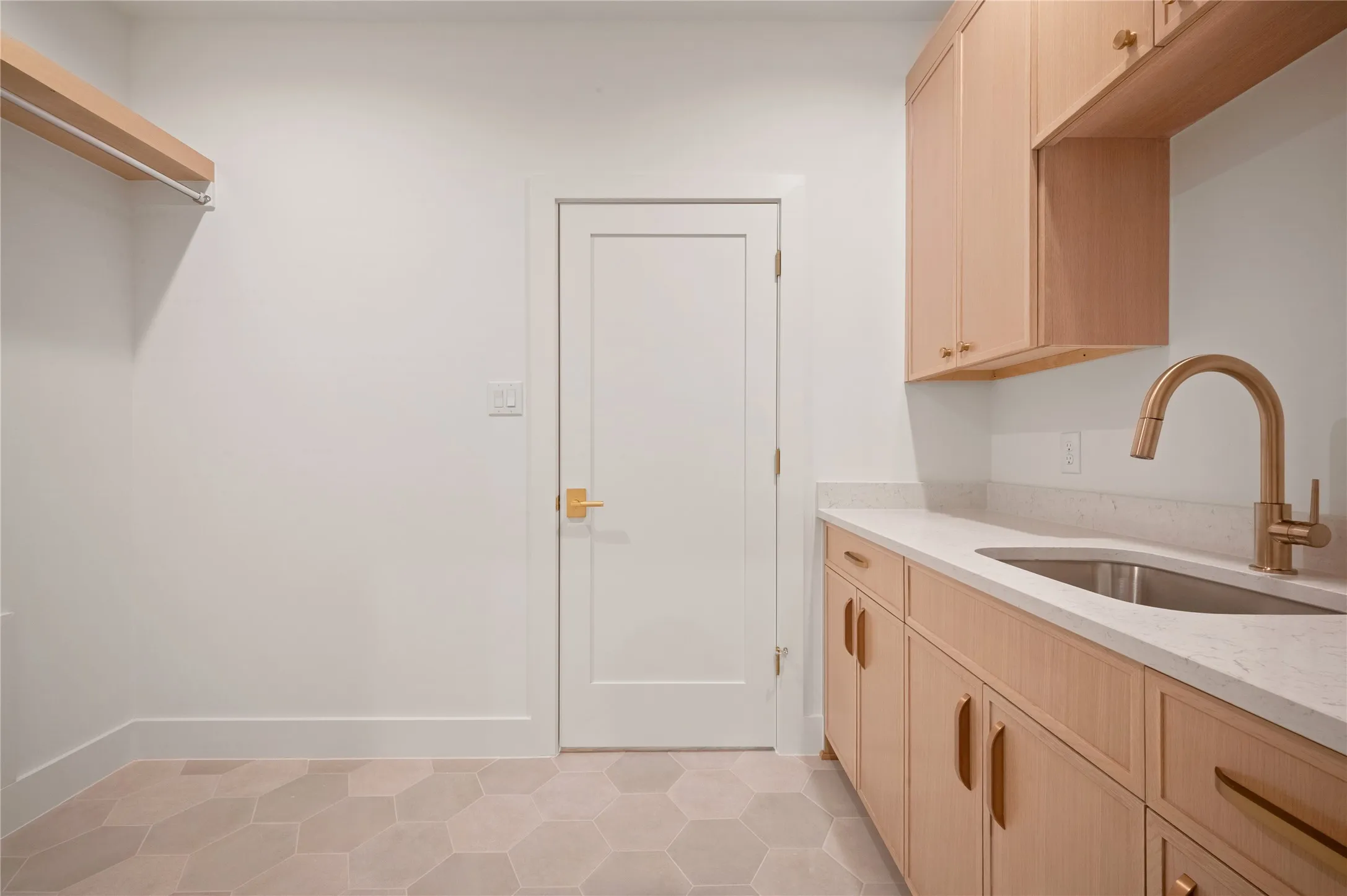 Single Family Residence For Sale in Dallas County , 6222 Monticello Avenue, Dallas, Texas 75214, 5 Bedroom, 4 Bathroom, 2 Garage spaces, 4,337 Sqft, built in 2026, mls#21397360, Real Estate Agent in Dallas, Homes For Sale in Dallas county, Homes For Sale in Dallas, Realtor in Dallas Texas, Real Estate Brokerage Independent Realty Texas, Luminita Cordes Realtor