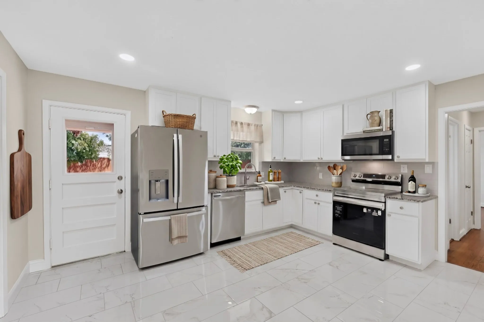 Single Family Residence For Rent in Dallas County , 416 Rustic Circle, Richardson, Texas 75080, 3 Bedroom, 2 Bathroom, 1 Garage spaces, 1,297 Sqft, built in 1955, mls#21398362, Real Estate Agent in Richardson, Homes For Rent in Dallas county, Homes For Rent in Richardson, Realtor in Richardson Texas, Real Estate Brokerage Independent Realty Texas, Luminita Cordes Realtor