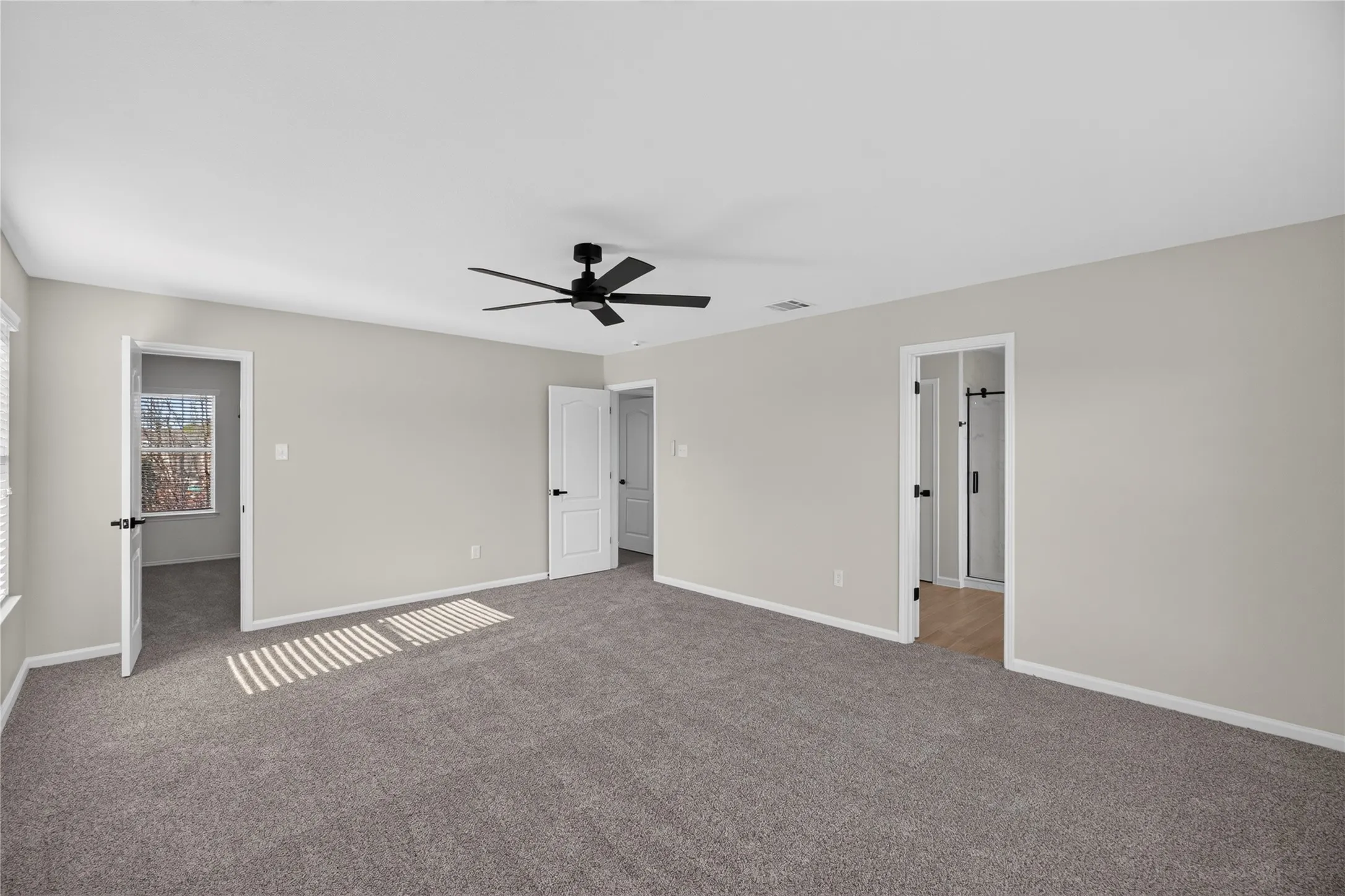 Single Family Residence For Sale in Dallas County , 1336 Kiwi Court, Dallas, Texas 75051, 4 Bedroom, 3 Bathroom, 2 Garage spaces, 2,329 Sqft, built in 2009, mls#21397950, Real Estate Agent in Dallas, Homes For Sale in Dallas county, Homes For Sale in Dallas, Realtor in Dallas Texas, Real Estate Brokerage Independent Realty Texas, Luminita Cordes Realtor