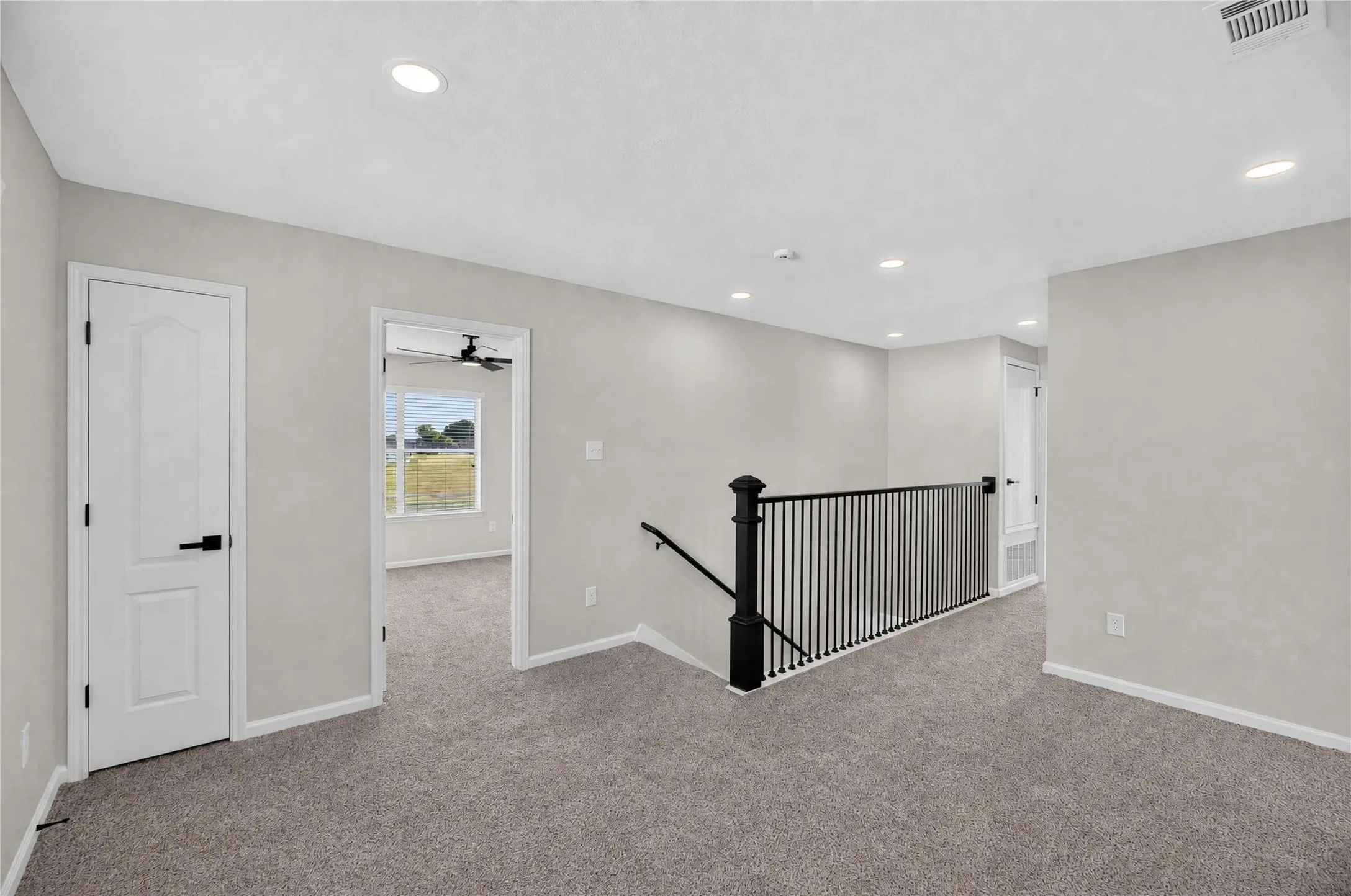 Single Family Residence For Sale in Dallas County , 1336 Kiwi Court, Dallas, Texas 75051, 4 Bedroom, 3 Bathroom, 2 Garage spaces, 2,329 Sqft, built in 2009, mls#21397950, Real Estate Agent in Dallas, Homes For Sale in Dallas county, Homes For Sale in Dallas, Realtor in Dallas Texas, Real Estate Brokerage Independent Realty Texas, Luminita Cordes Realtor