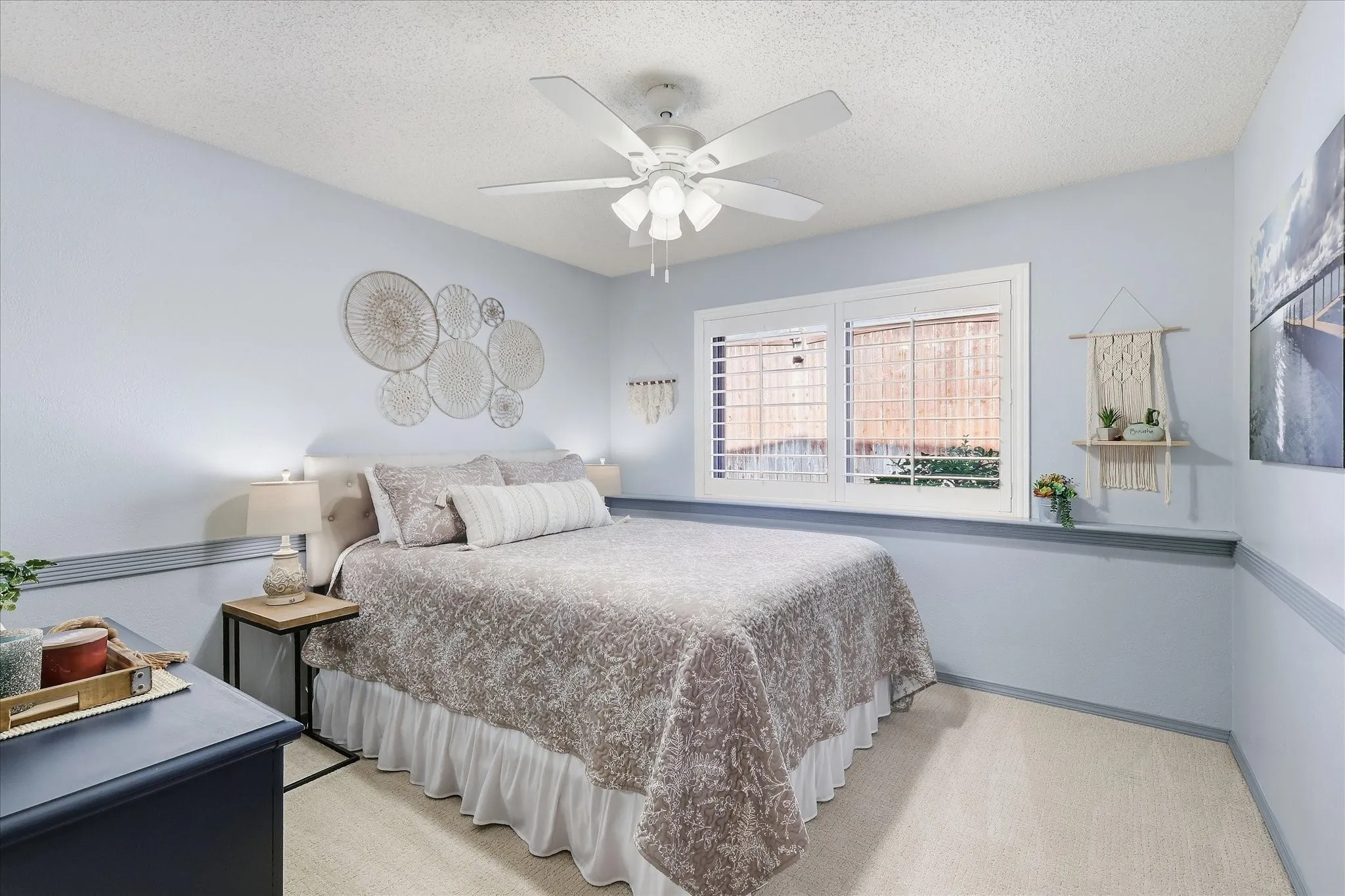 Single Family Residence For Sale in Tarrant County , 707 Glenn Drive, Euless, Texas 76039, 3 Bedroom, 2 Bathroom, 2 Garage spaces, 2,168 Sqft, built in 1982, mls#21398287, Real Estate Agent in Euless, Homes For Sale in Tarrant county, Homes For Sale in Euless, Realtor in Euless Texas, Real Estate Brokerage Independent Realty Texas, Luminita Cordes Realtor