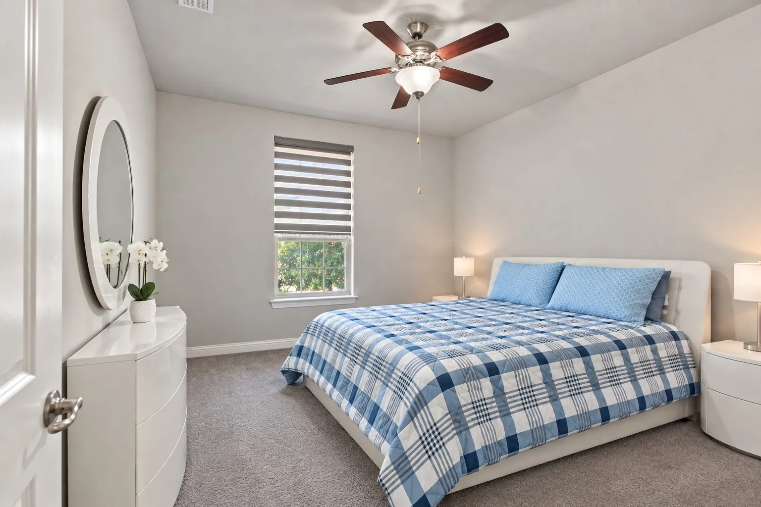 Single Family Residence For Rent in Dallas County , 7211 Arches Avenue, Irving, Texas 75063, 5 Bedroom, 4 Bathroom, 3 Garage spaces, 4,168 Sqft, built in 2016, mls#21394660, Real Estate Agent in Irving, Homes For Rent in Dallas county, Homes For Rent in Irving, Realtor in Irving Texas, Real Estate Brokerage Independent Realty Texas, Luminita Cordes Realtor