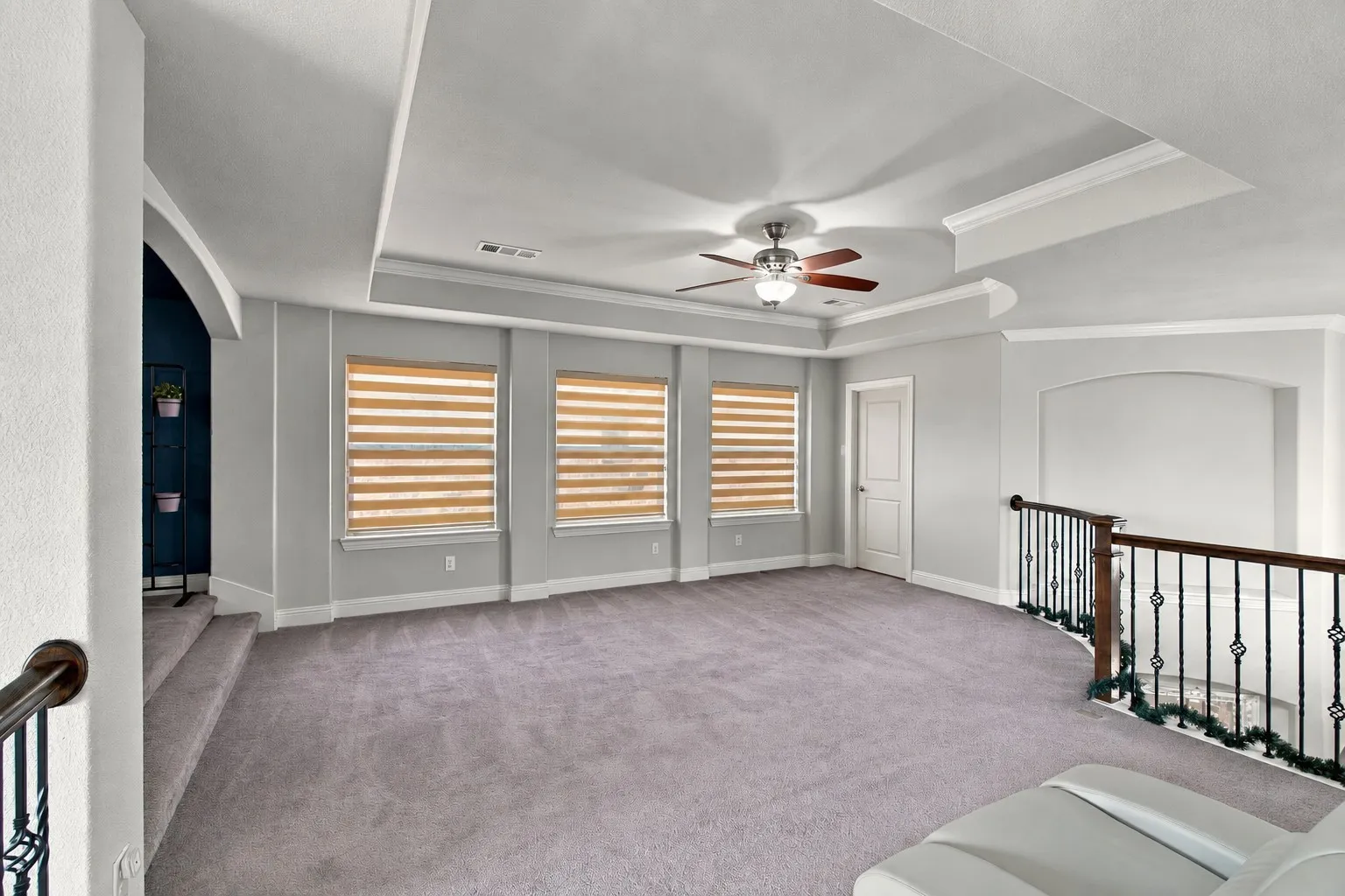 Single Family Residence For Rent in Dallas County , 7211 Arches Avenue, Irving, Texas 75063, 5 Bedroom, 4 Bathroom, 3 Garage spaces, 4,168 Sqft, built in 2016, mls#21394660, Real Estate Agent in Irving, Homes For Rent in Dallas county, Homes For Rent in Irving, Realtor in Irving Texas, Real Estate Brokerage Independent Realty Texas, Luminita Cordes Realtor