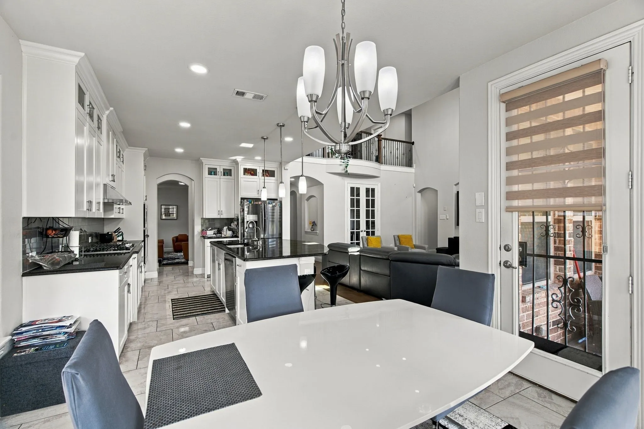 Single Family Residence For Rent in Dallas County , 7211 Arches Avenue, Irving, Texas 75063, 5 Bedroom, 4 Bathroom, 3 Garage spaces, 4,168 Sqft, built in 2016, mls#21394660, Real Estate Agent in Irving, Homes For Rent in Dallas county, Homes For Rent in Irving, Realtor in Irving Texas, Real Estate Brokerage Independent Realty Texas, Luminita Cordes Realtor