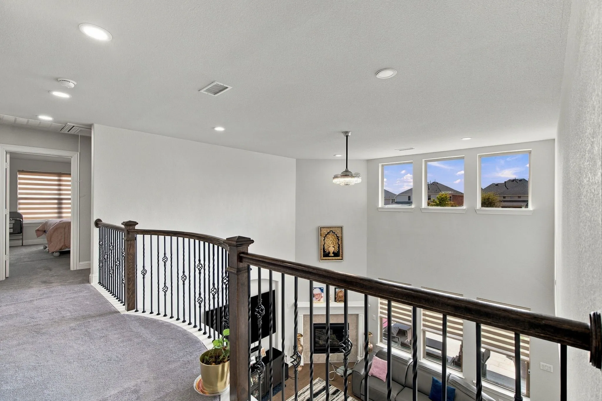 Single Family Residence For Rent in Dallas County , 7211 Arches Avenue, Irving, Texas 75063, 5 Bedroom, 4 Bathroom, 3 Garage spaces, 4,168 Sqft, built in 2016, mls#21394660, Real Estate Agent in Irving, Homes For Rent in Dallas county, Homes For Rent in Irving, Realtor in Irving Texas, Real Estate Brokerage Independent Realty Texas, Luminita Cordes Realtor