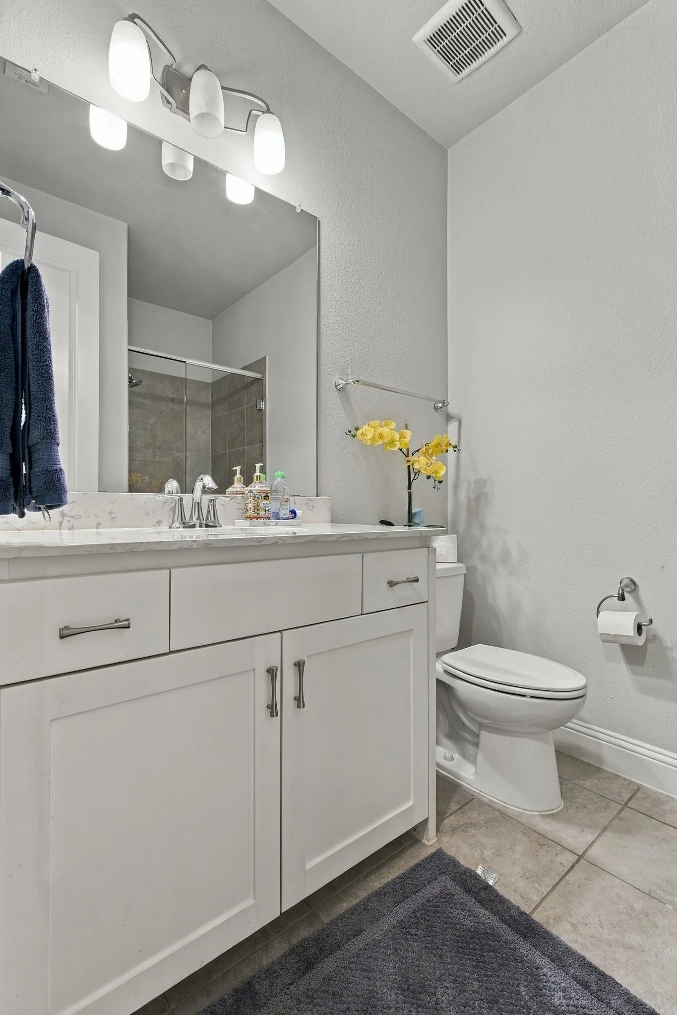 Single Family Residence For Rent in Dallas County , 7211 Arches Avenue, Irving, Texas 75063, 5 Bedroom, 4 Bathroom, 3 Garage spaces, 4,168 Sqft, built in 2016, mls#21394660, Real Estate Agent in Irving, Homes For Rent in Dallas county, Homes For Rent in Irving, Realtor in Irving Texas, Real Estate Brokerage Independent Realty Texas, Luminita Cordes Realtor