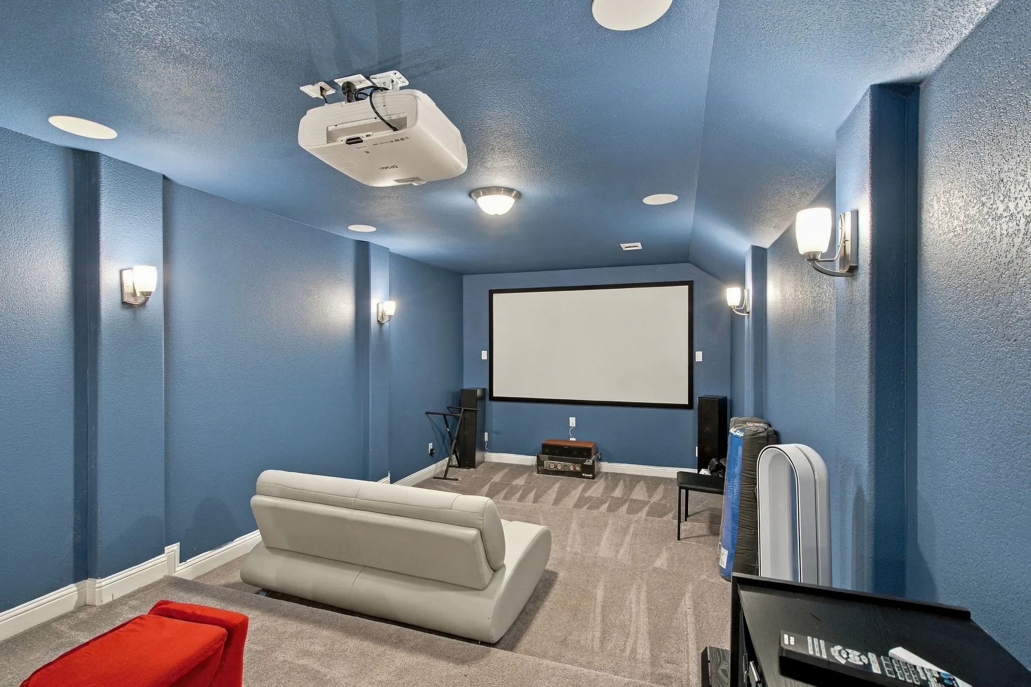 Single Family Residence For Rent in Dallas County , 7211 Arches Avenue, Irving, Texas 75063, 5 Bedroom, 4 Bathroom, 3 Garage spaces, 4,168 Sqft, built in 2016, mls#21394660, Real Estate Agent in Irving, Homes For Rent in Dallas county, Homes For Rent in Irving, Realtor in Irving Texas, Real Estate Brokerage Independent Realty Texas, Luminita Cordes Realtor