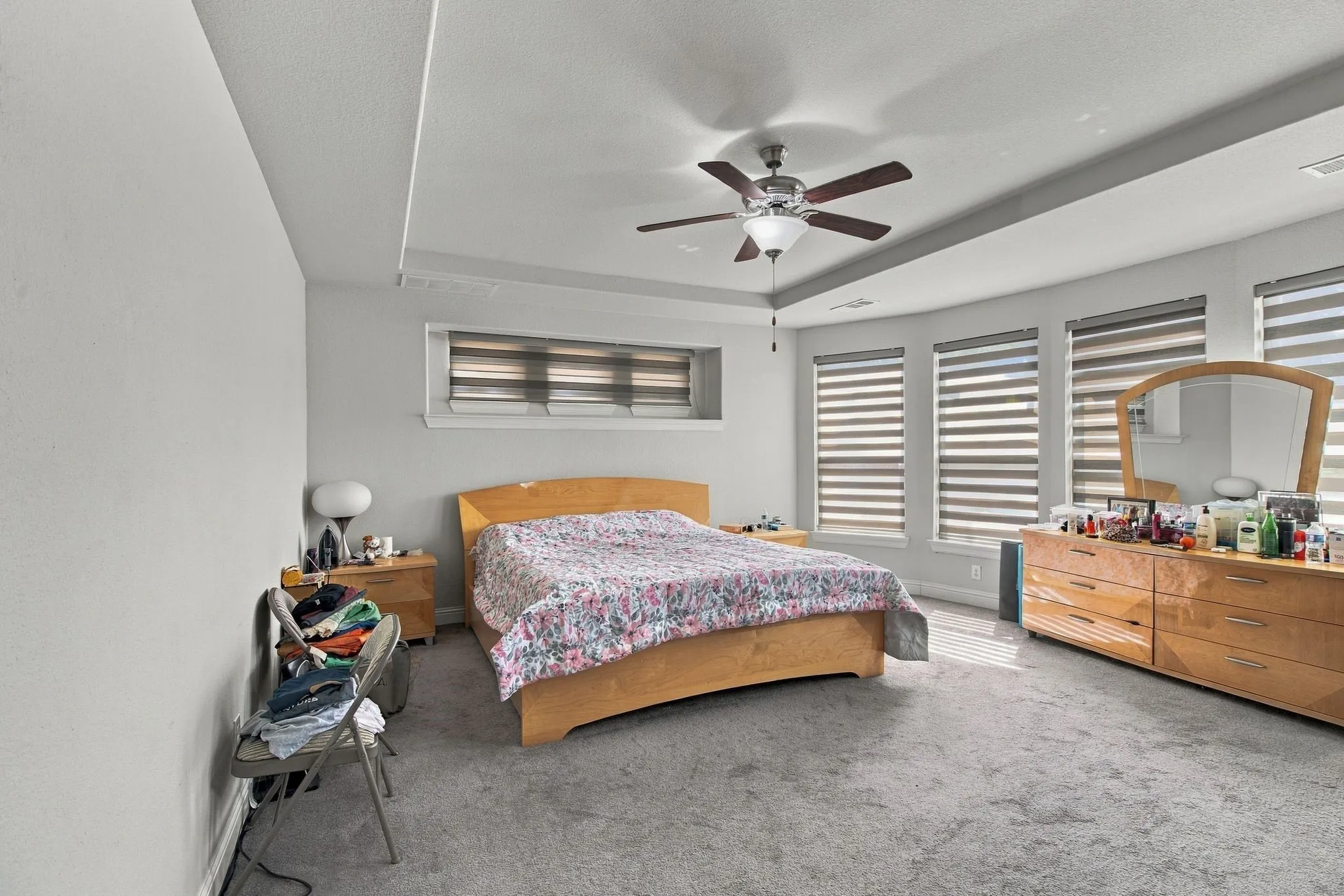 Single Family Residence For Rent in Dallas County , 7211 Arches Avenue, Irving, Texas 75063, 5 Bedroom, 4 Bathroom, 3 Garage spaces, 4,168 Sqft, built in 2016, mls#21394660, Real Estate Agent in Irving, Homes For Rent in Dallas county, Homes For Rent in Irving, Realtor in Irving Texas, Real Estate Brokerage Independent Realty Texas, Luminita Cordes Realtor