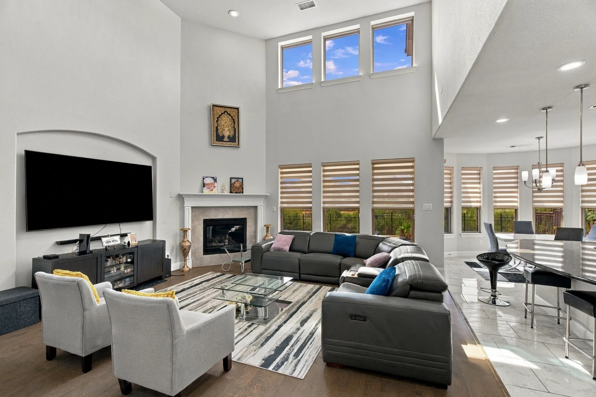 Single Family Residence For Rent in Dallas County , 7211 Arches Avenue, Irving, Texas 75063, 5 Bedroom, 4 Bathroom, 3 Garage spaces, 4,168 Sqft, built in 2016, mls#21394660, Real Estate Agent in Irving, Homes For Rent in Dallas county, Homes For Rent in Irving, Realtor in Irving Texas, Real Estate Brokerage Independent Realty Texas, Luminita Cordes Realtor