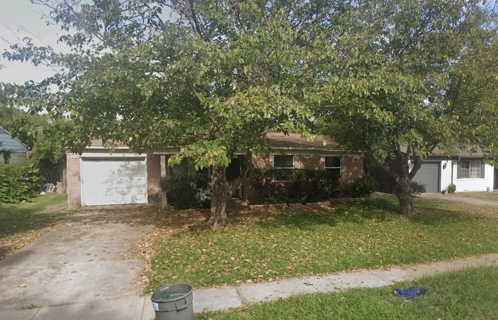 Single Family Residence For Rent in Dallas County , 4838 Bedford Drive, Mesquite, Texas 75150, 4 Bedroom, 2 Bathroom, 1 Garage spaces, 1,140 Sqft, built in 1957, mls#21398372, Real Estate Agent in Mesquite, Homes For Rent in Dallas county, Homes For Rent in Mesquite, Realtor in Mesquite Texas, Real Estate Brokerage Independent Realty Texas, Luminita Cordes Realtor