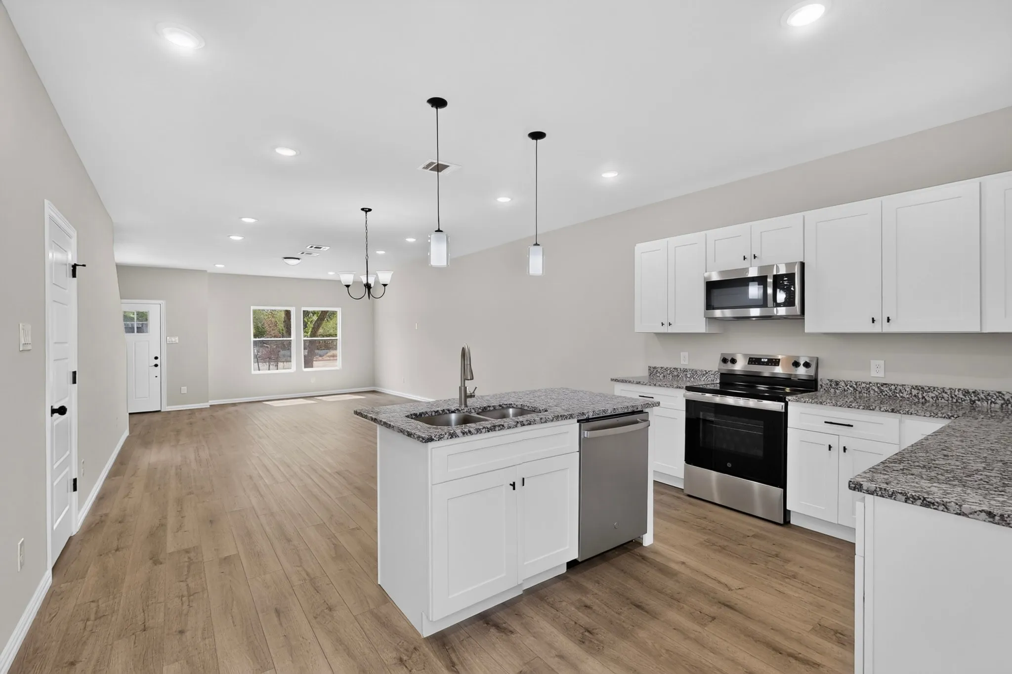 Duplex For Rent in Tarrant County , 3327 Eastland Street, Fort Worth, Texas 76119, 3 Bedroom, 3 Bathroom, Garage spaces, 1,514 Sqft, built in 2026, mls#21398320, Real Estate Agent in Fort Worth, Homes For Rent in Tarrant county, Homes For Rent in Fort Worth, Realtor in Fort Worth Texas, Real Estate Brokerage Independent Realty Texas, Luminita Cordes Realtor