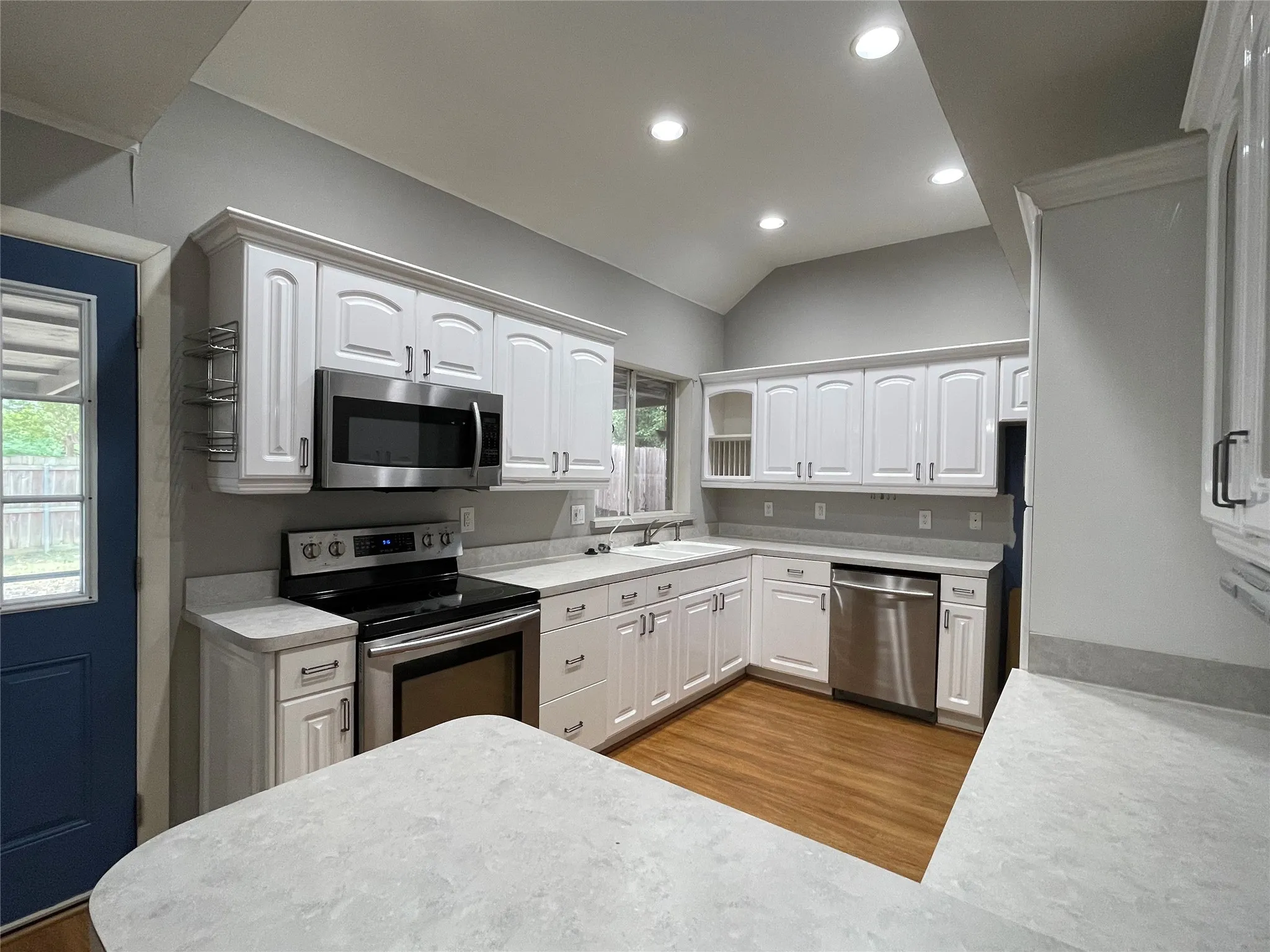 Single Family Residence For Rent in Dallas County , 1310 Doncaster Street, Irving, Texas 75062, 4 Bedroom, 2 Bathroom, Garage spaces, 2,224 Sqft, built in 1962, mls#21398333, Real Estate Agent in Irving, Homes For Rent in Dallas county, Homes For Rent in Irving, Realtor in Irving Texas, Real Estate Brokerage Independent Realty Texas, Luminita Cordes Realtor