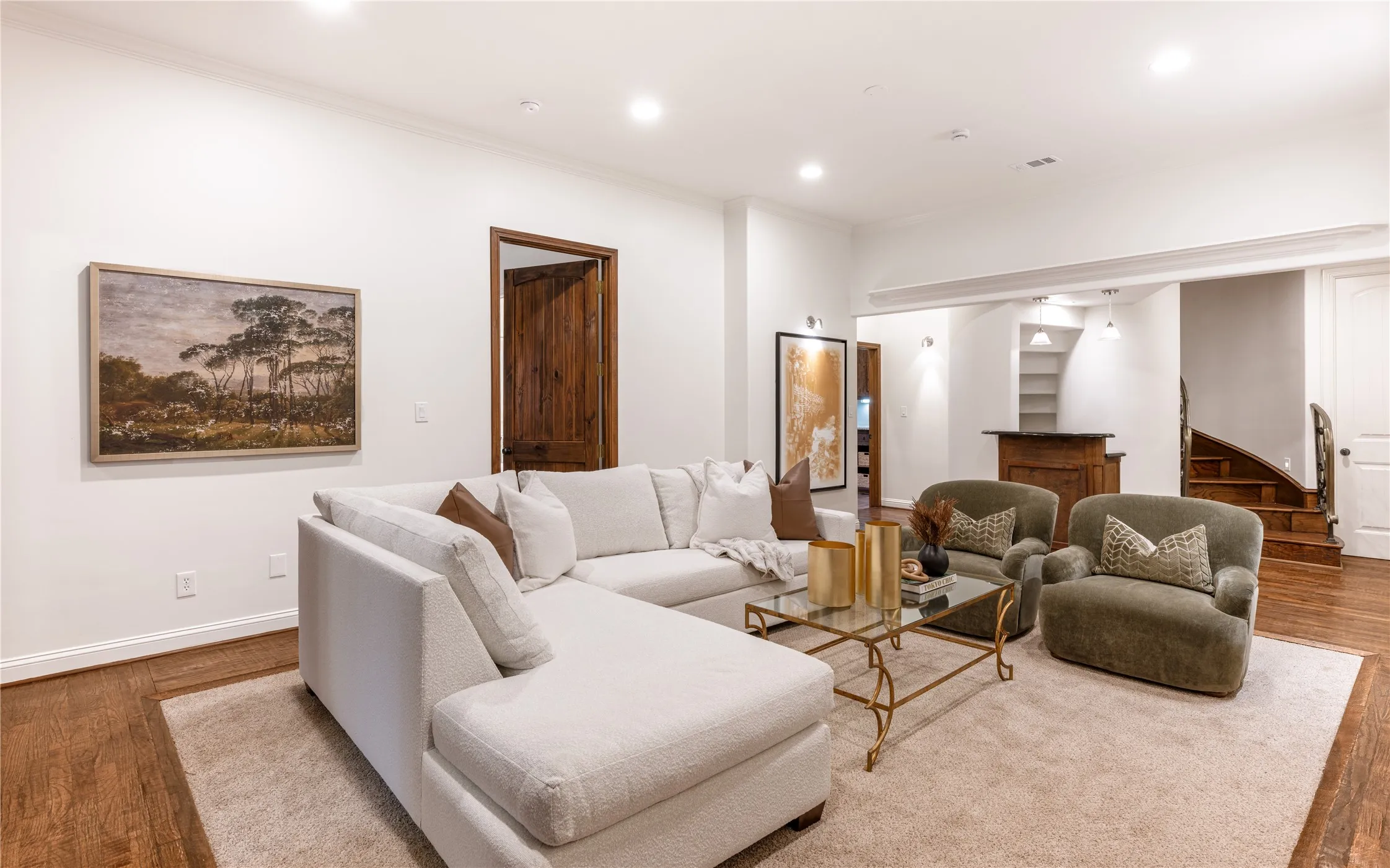 Single Family Residence For Sale in Rockwall County , 306 Shamrock Circle, Rockwall, Texas 75032, 5 Bedroom, 6 Bathroom, 2 Garage spaces, 5,013 Sqft, built in 2007, mls#21398316, Real Estate Agent in Rockwall, Homes For Sale in Rockwall county, Homes For Sale in Rockwall, Realtor in Rockwall Texas, Real Estate Brokerage Independent Realty Texas, Luminita Cordes Realtor