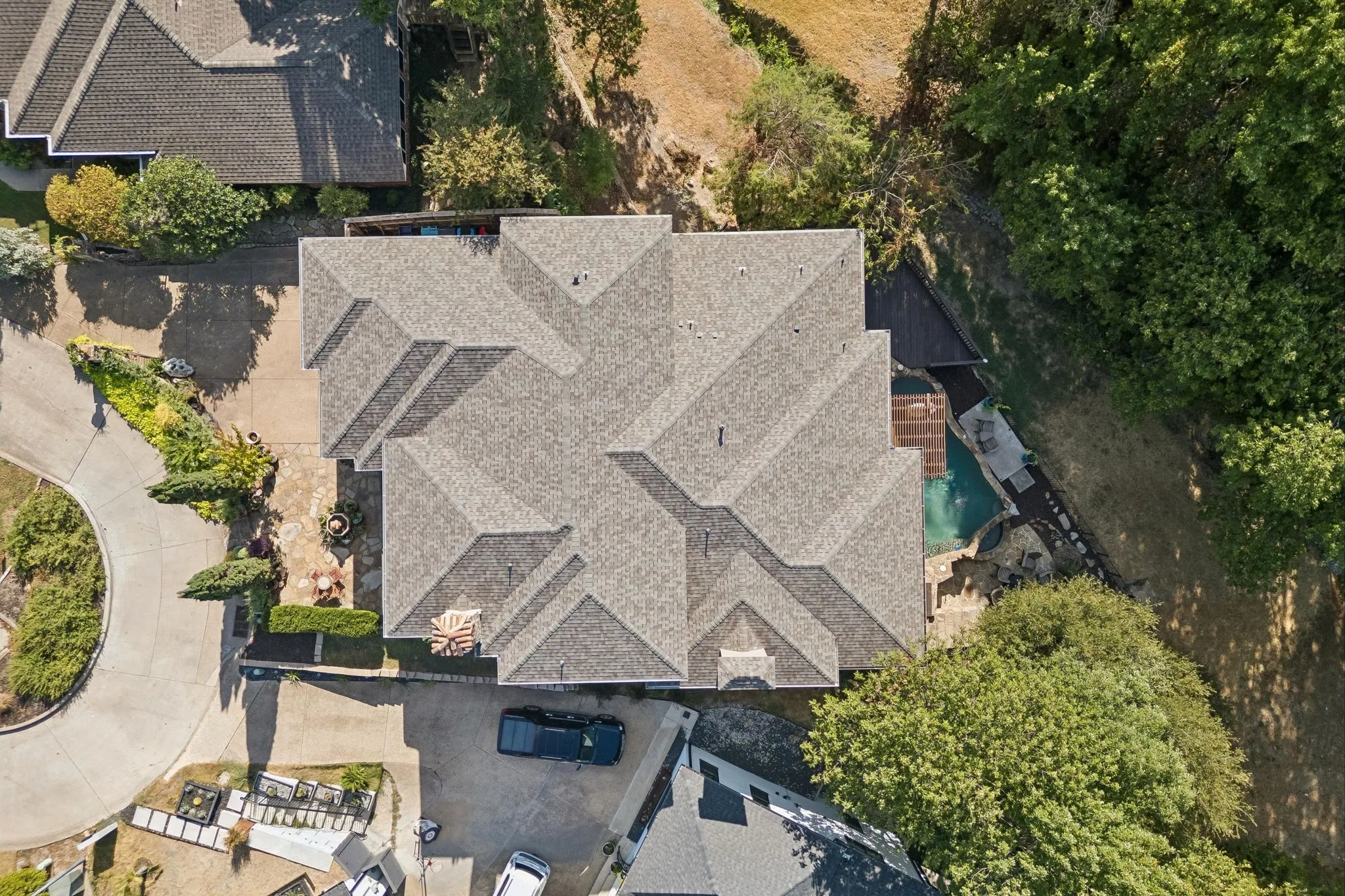 Single Family Residence For Sale in Rockwall County , 306 Shamrock Circle, Rockwall, Texas 75032, 5 Bedroom, 6 Bathroom, 2 Garage spaces, 5,013 Sqft, built in 2007, mls#21398316, Real Estate Agent in Rockwall, Homes For Sale in Rockwall county, Homes For Sale in Rockwall, Realtor in Rockwall Texas, Real Estate Brokerage Independent Realty Texas, Luminita Cordes Realtor