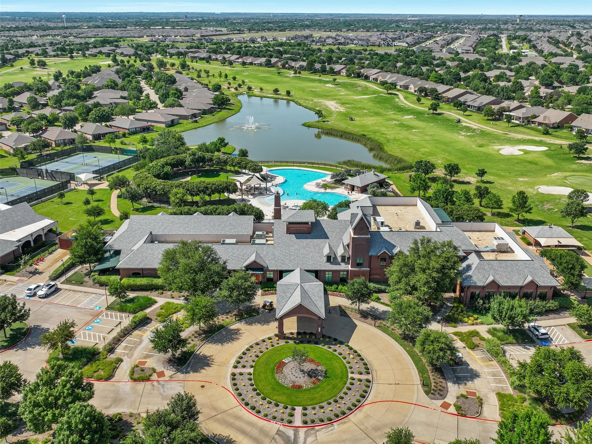 Bird's eye view  of Frisco Lakes Main Amenity Center