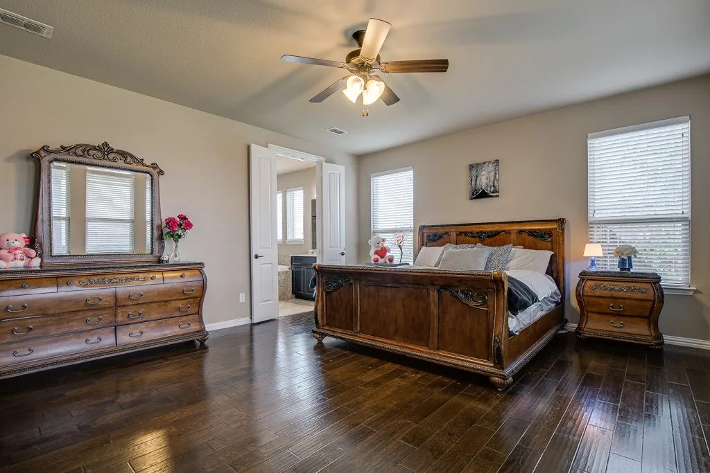Single Family Residence For Sale in Dallas County , 371 Ash Brook Lane, Sunnyvale, Texas 75182, 5 Bedroom, 5 Bathroom, 3 Garage spaces, 3,322 Sqft, built in 2014, mls#21397619, Real Estate Agent in Sunnyvale, Homes For Sale in Dallas county, Homes For Sale in Sunnyvale, Realtor in Sunnyvale Texas, Real Estate Brokerage Independent Realty Texas, Luminita Cordes Realtor