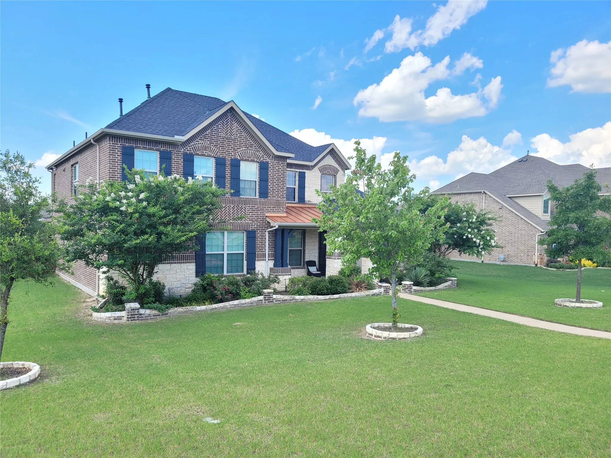 Single Family Residence For Sale in Dallas County , 371 Ash Brook Lane, Sunnyvale, Texas 75182, 5 Bedroom, 5 Bathroom, 3 Garage spaces, 3,322 Sqft, built in 2014, mls#21397619, Real Estate Agent in Sunnyvale, Homes For Sale in Dallas county, Homes For Sale in Sunnyvale, Realtor in Sunnyvale Texas, Real Estate Brokerage Independent Realty Texas, Luminita Cordes Realtor