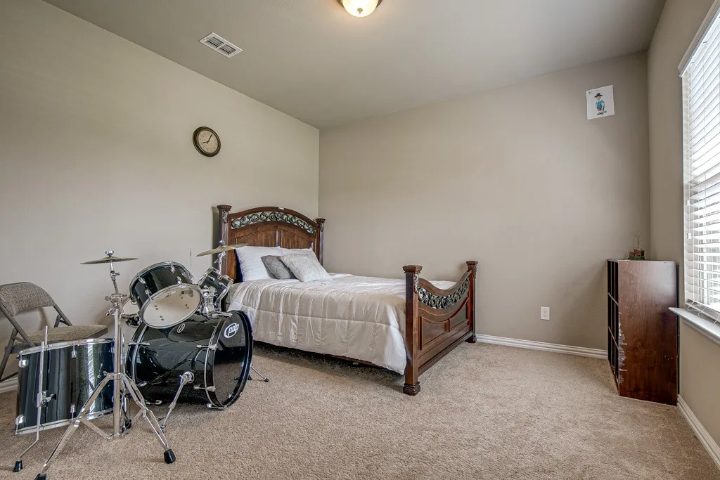 Single Family Residence For Sale in Dallas County , 371 Ash Brook Lane, Sunnyvale, Texas 75182, 5 Bedroom, 5 Bathroom, 3 Garage spaces, 3,322 Sqft, built in 2014, mls#21397619, Real Estate Agent in Sunnyvale, Homes For Sale in Dallas county, Homes For Sale in Sunnyvale, Realtor in Sunnyvale Texas, Real Estate Brokerage Independent Realty Texas, Luminita Cordes Realtor