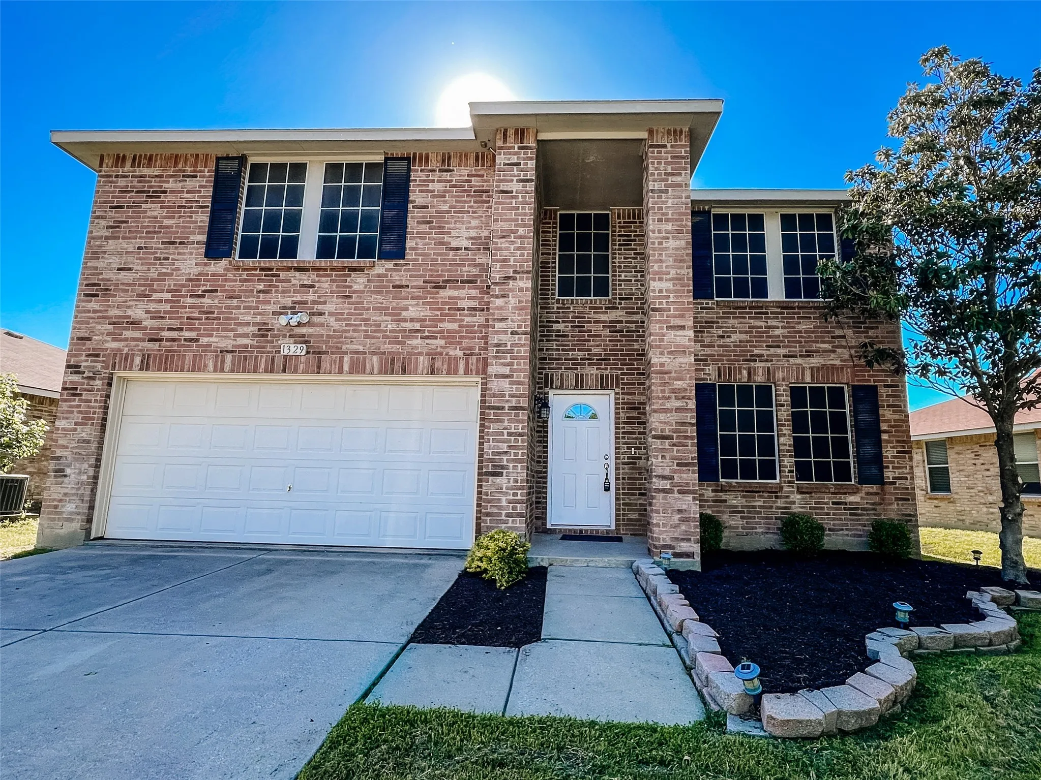 Single Family Residence For Rent in Collin County , 1329 Scenic Hills Drive, Mc Kinney, Texas 75071, 4 Bedroom, 3 Bathroom, 2 Garage spaces, 2,907 Sqft, built in 2005, mls#21398405, Real Estate Agent in Mc Kinney, Homes For Rent in Collin county, Homes For Rent in Mc Kinney, Realtor in Mc Kinney Texas, Real Estate Brokerage Independent Realty Texas, Luminita Cordes Realtor