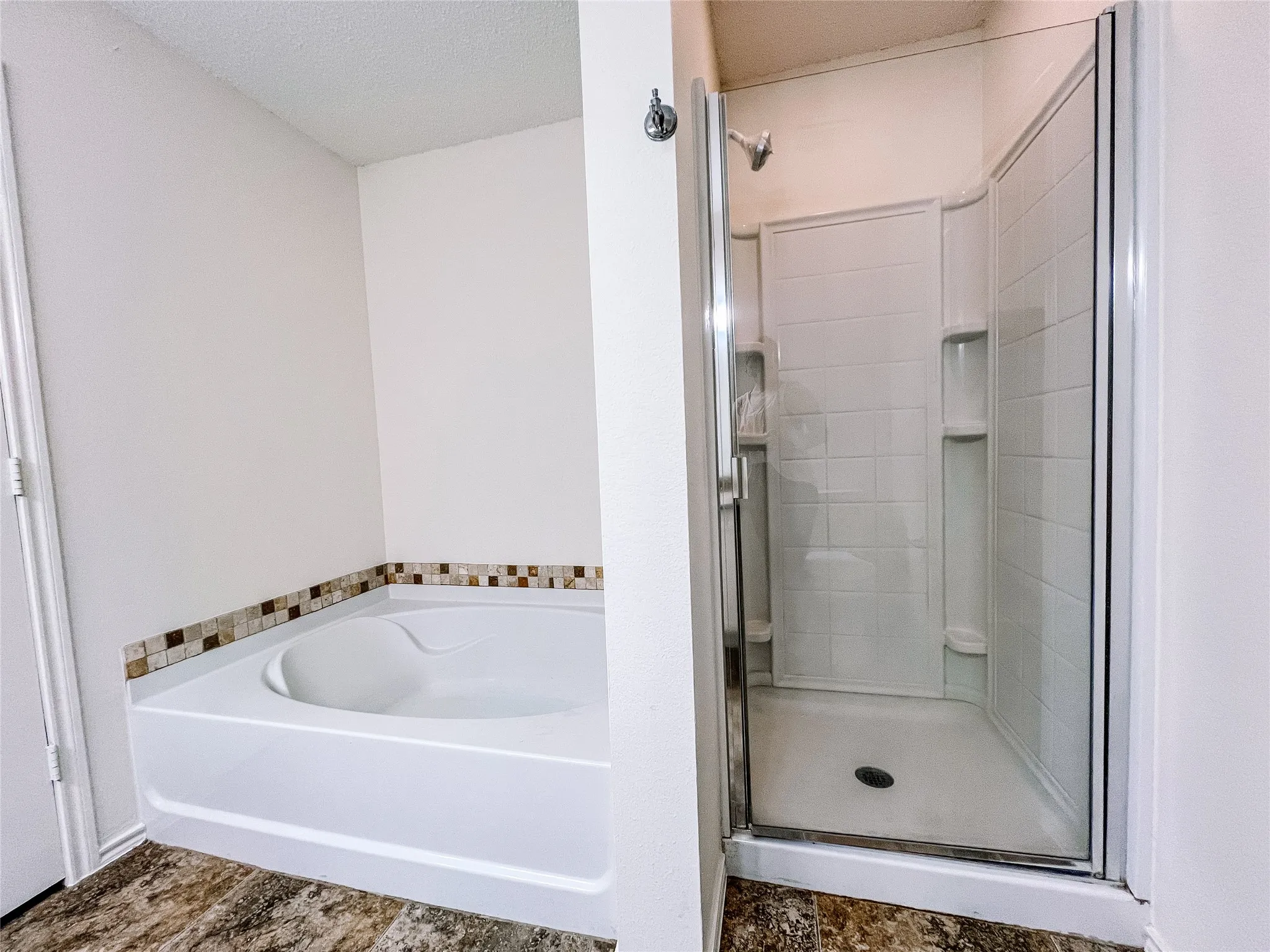 Single Family Residence For Rent in Collin County , 1329 Scenic Hills Drive, Mc Kinney, Texas 75071, 4 Bedroom, 3 Bathroom, 2 Garage spaces, 2,907 Sqft, built in 2005, mls#21398405, Real Estate Agent in Mc Kinney, Homes For Rent in Collin county, Homes For Rent in Mc Kinney, Realtor in Mc Kinney Texas, Real Estate Brokerage Independent Realty Texas, Luminita Cordes Realtor