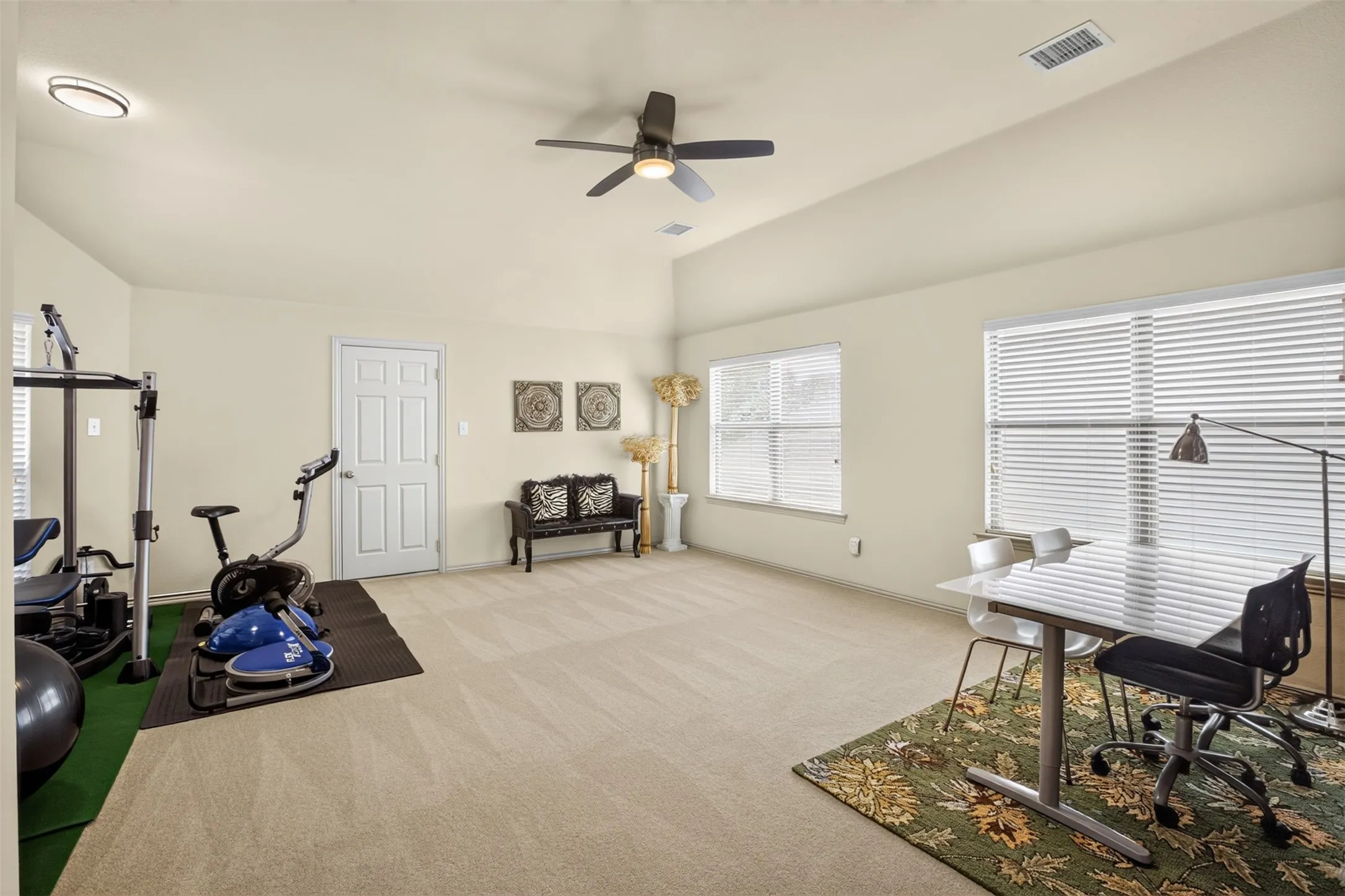 Single Family Residence For Sale in Collin County , 1125 Windmere Way, Allen, Texas 75013, 5 Bedroom, 4 Bathroom, 2 Garage spaces, 3,773 Sqft, built in 2004, mls#21376918, Real Estate Agent in Allen, Homes For Sale in Collin county, Homes For Sale in Allen, Realtor in Allen Texas, Real Estate Brokerage Independent Realty Texas, Luminita Cordes Realtor