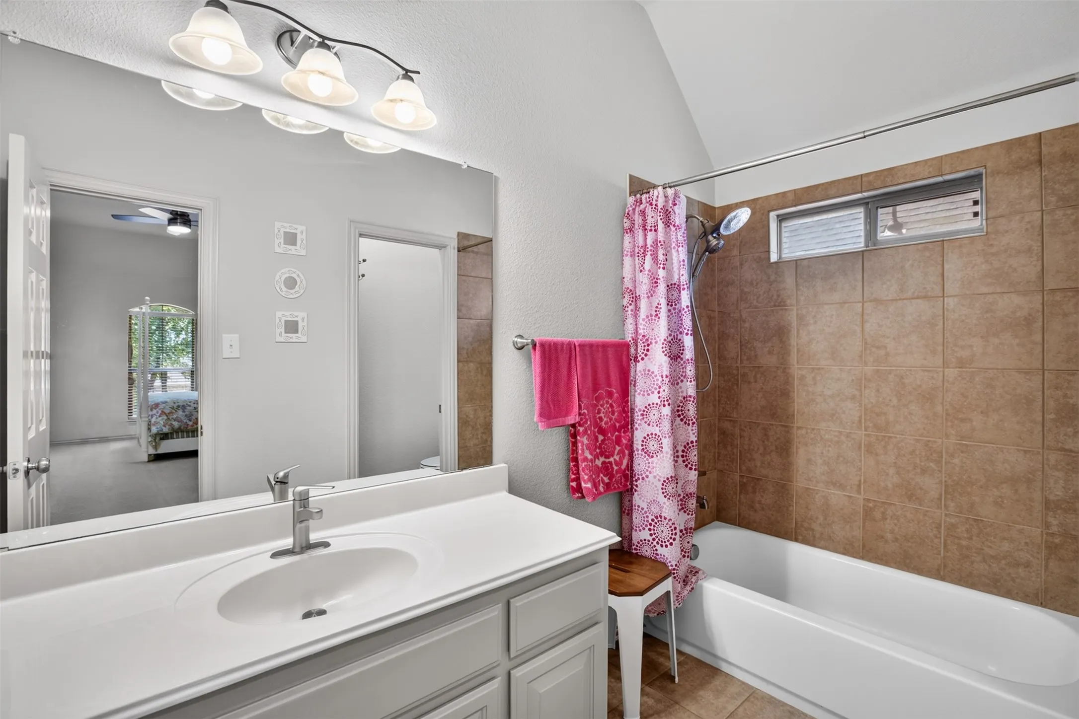 Single Family Residence For Sale in Collin County , 1125 Windmere Way, Allen, Texas 75013, 5 Bedroom, 4 Bathroom, 2 Garage spaces, 3,773 Sqft, built in 2004, mls#21376918, Real Estate Agent in Allen, Homes For Sale in Collin county, Homes For Sale in Allen, Realtor in Allen Texas, Real Estate Brokerage Independent Realty Texas, Luminita Cordes Realtor
